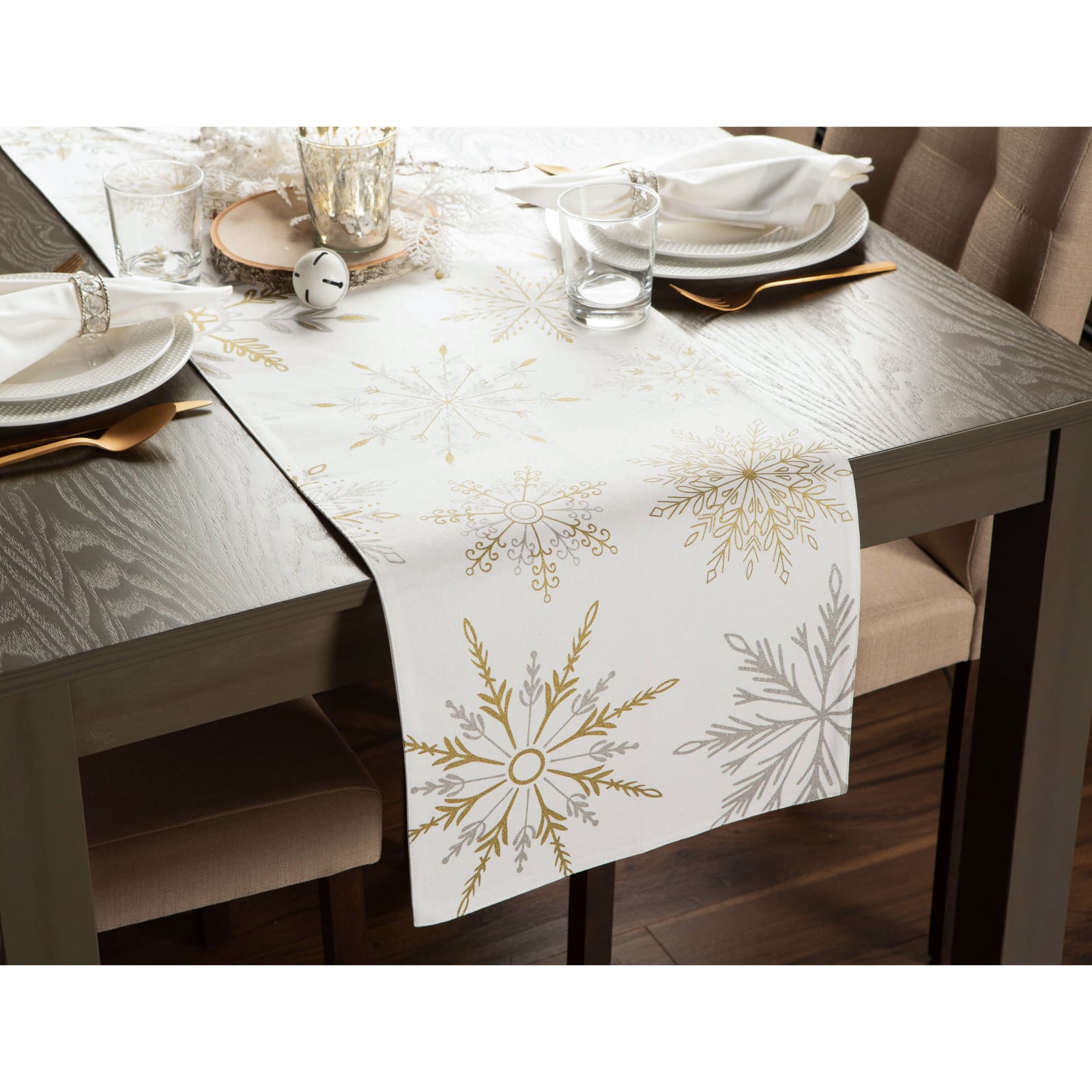 DII&#xAE; 108&#x22; Snowflake Sparkle Printed Table Runner