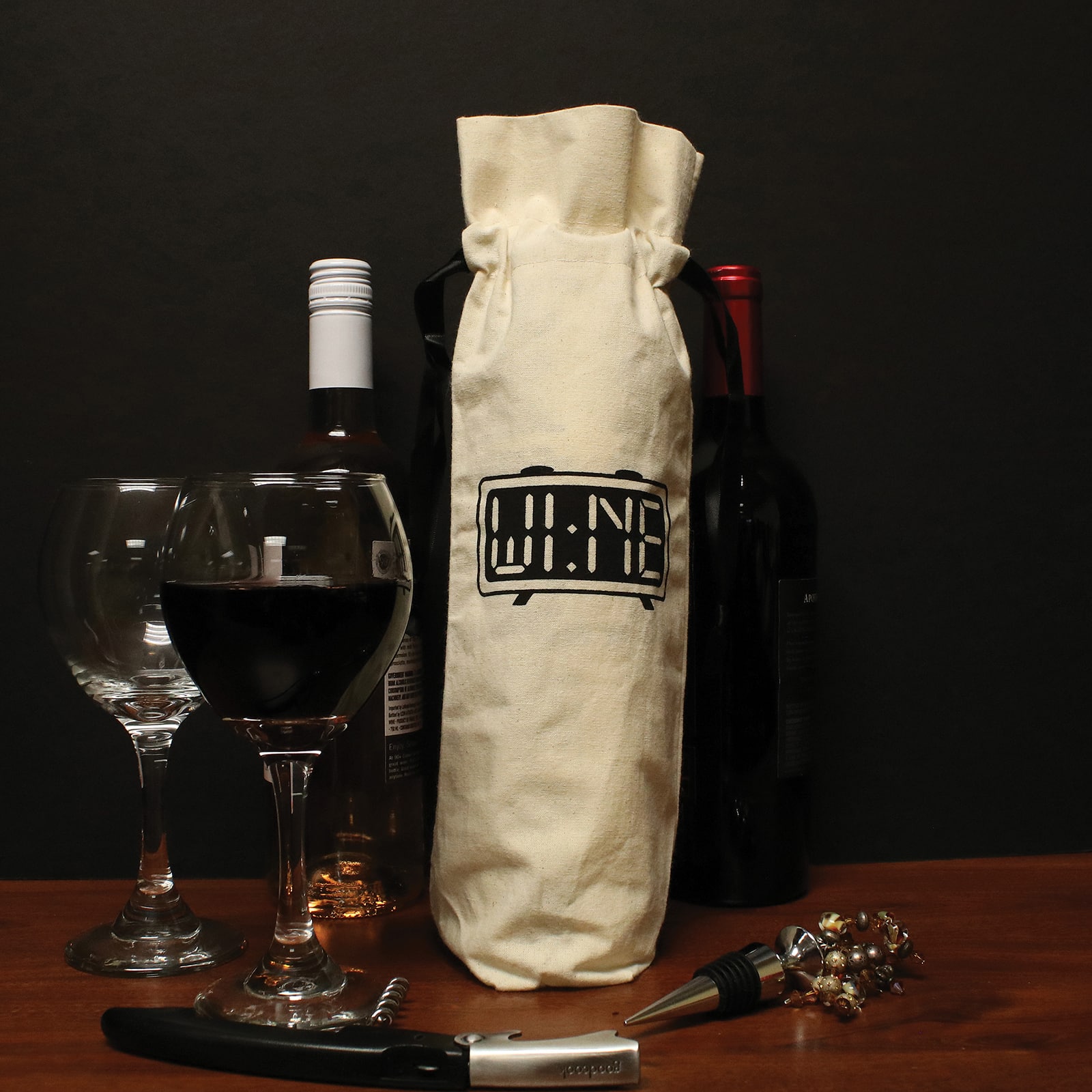 Personality Case&#x2122; Wine Time Canvas Wine Bag
