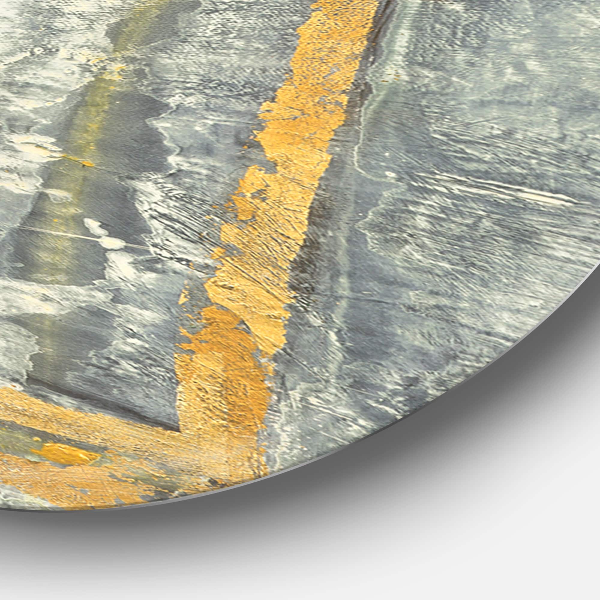 Designart - Gold Glam on Grey Tapestry II - Glam Metal Circle Wall Art