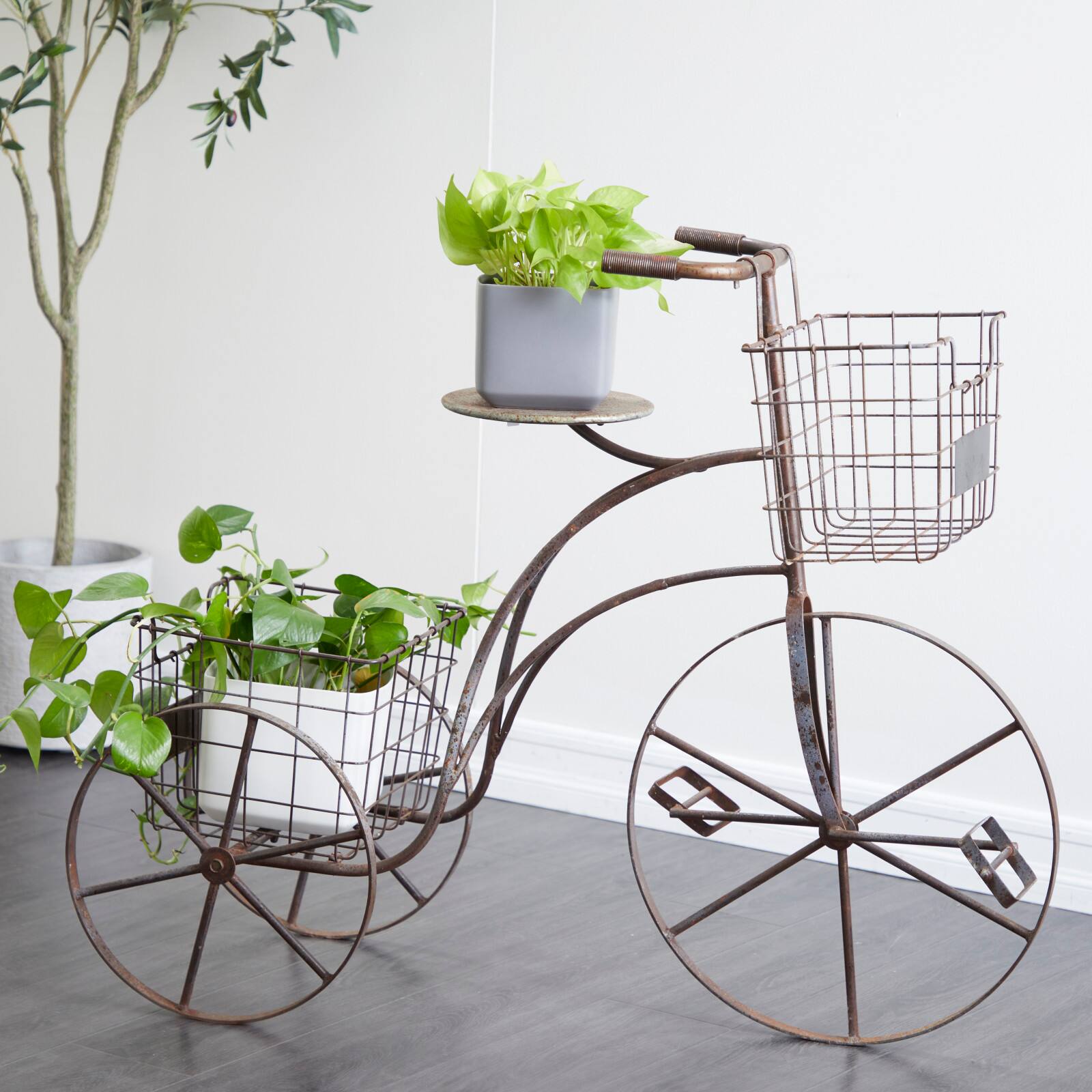 Brown Metal Farmhouse Plantstands, 33&#x22; x 41&#x22; x 13&#x22;
