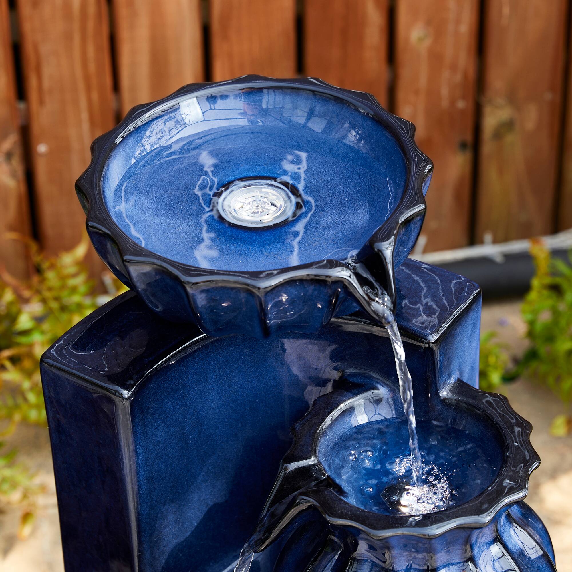 Glitzhome® 26.75" 3-Tier LED Fluted Textured Ceramic Outdoor Floor Fountain