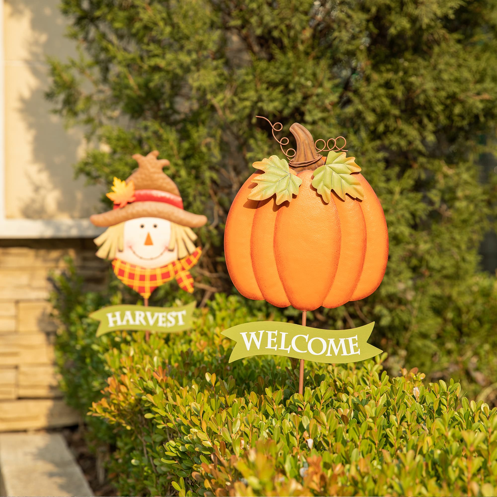 Glitzhome&#xAE; 3ft. Fall Metal Scarecrow &#x26; Pumpkin Yard Stake, 2ct.