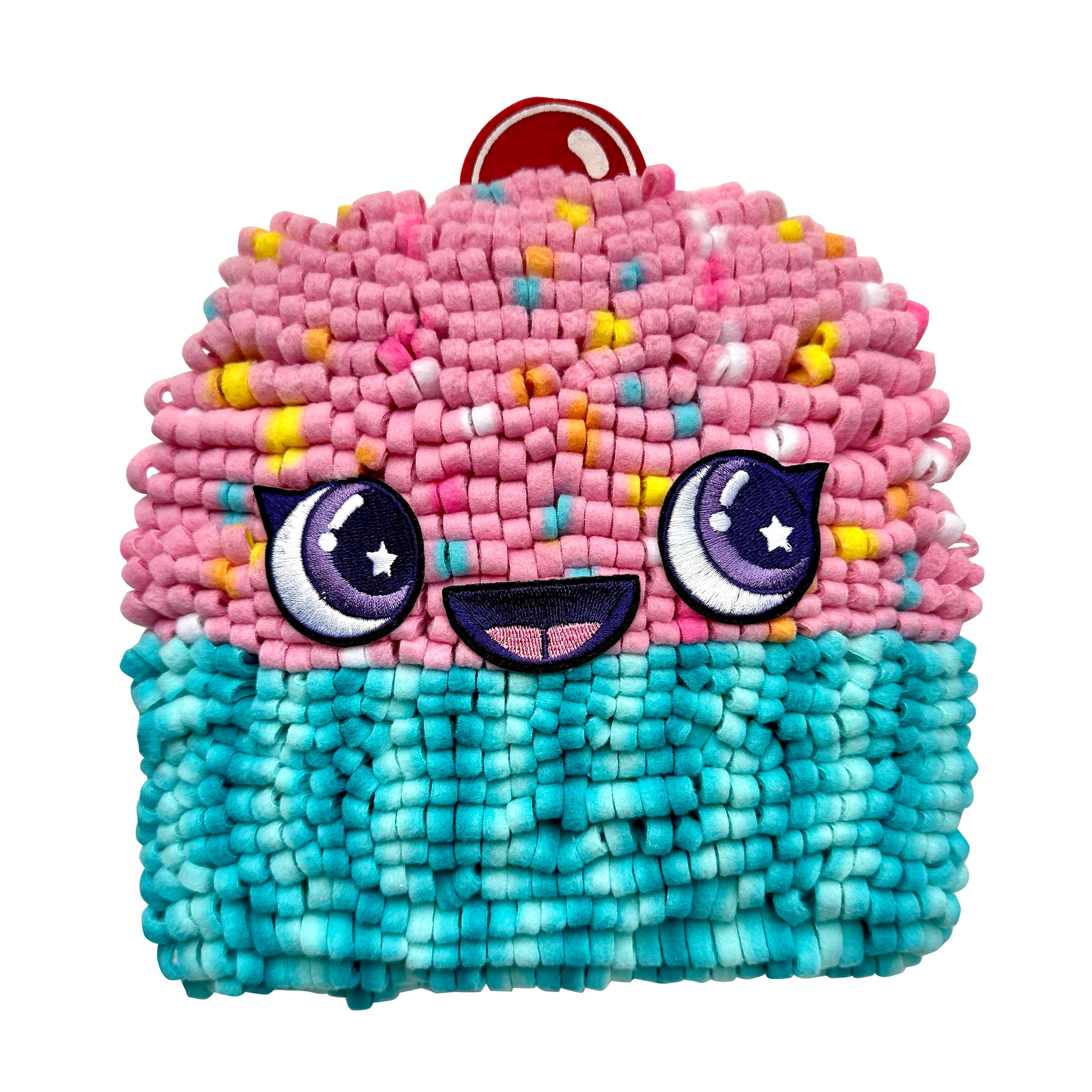 Magic Scrunch™ Pillow Cupcake Craft Kit