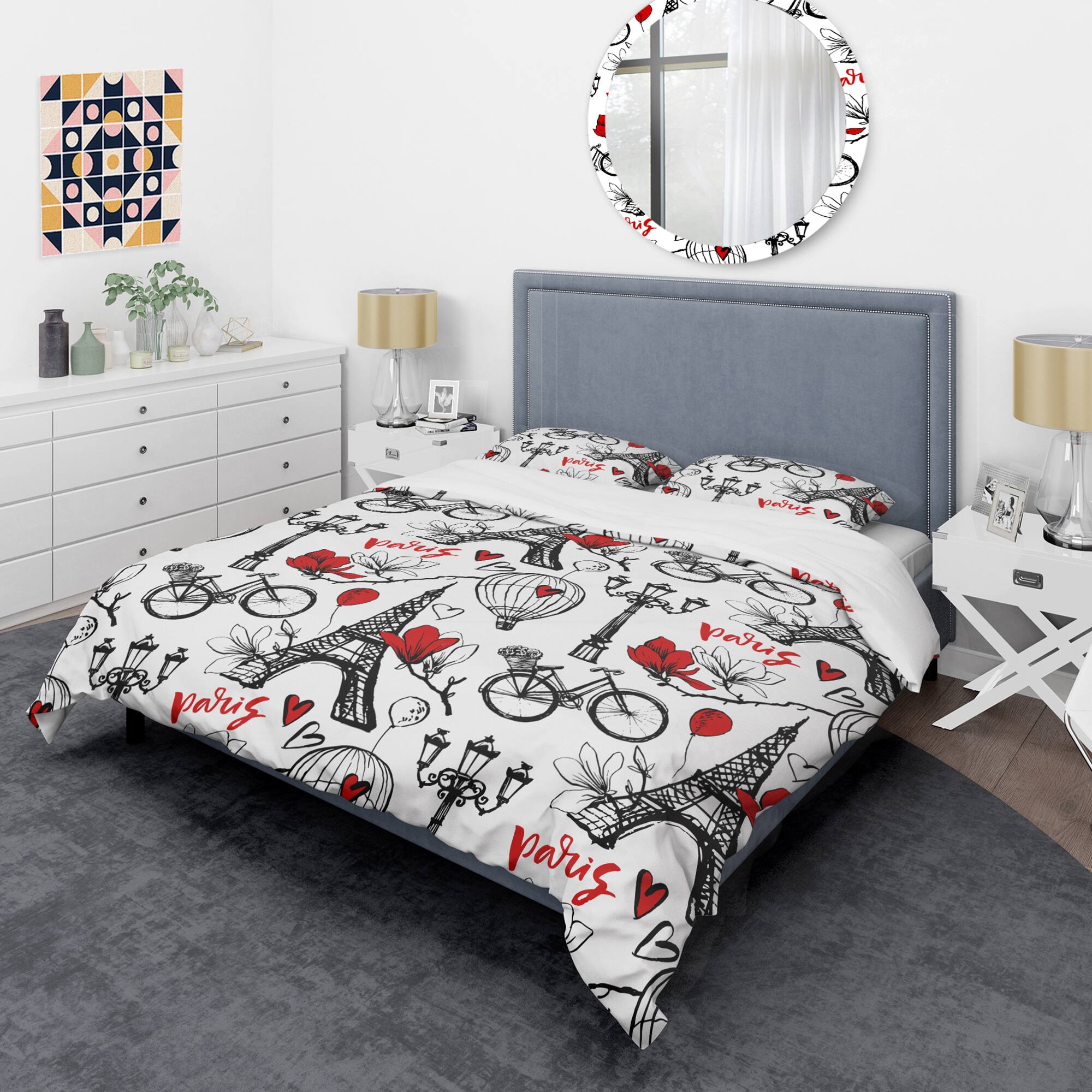 Designart &#x27;Paris Eiffel Red Hearts I&#x27; Mid-Century Duvet Cover Set