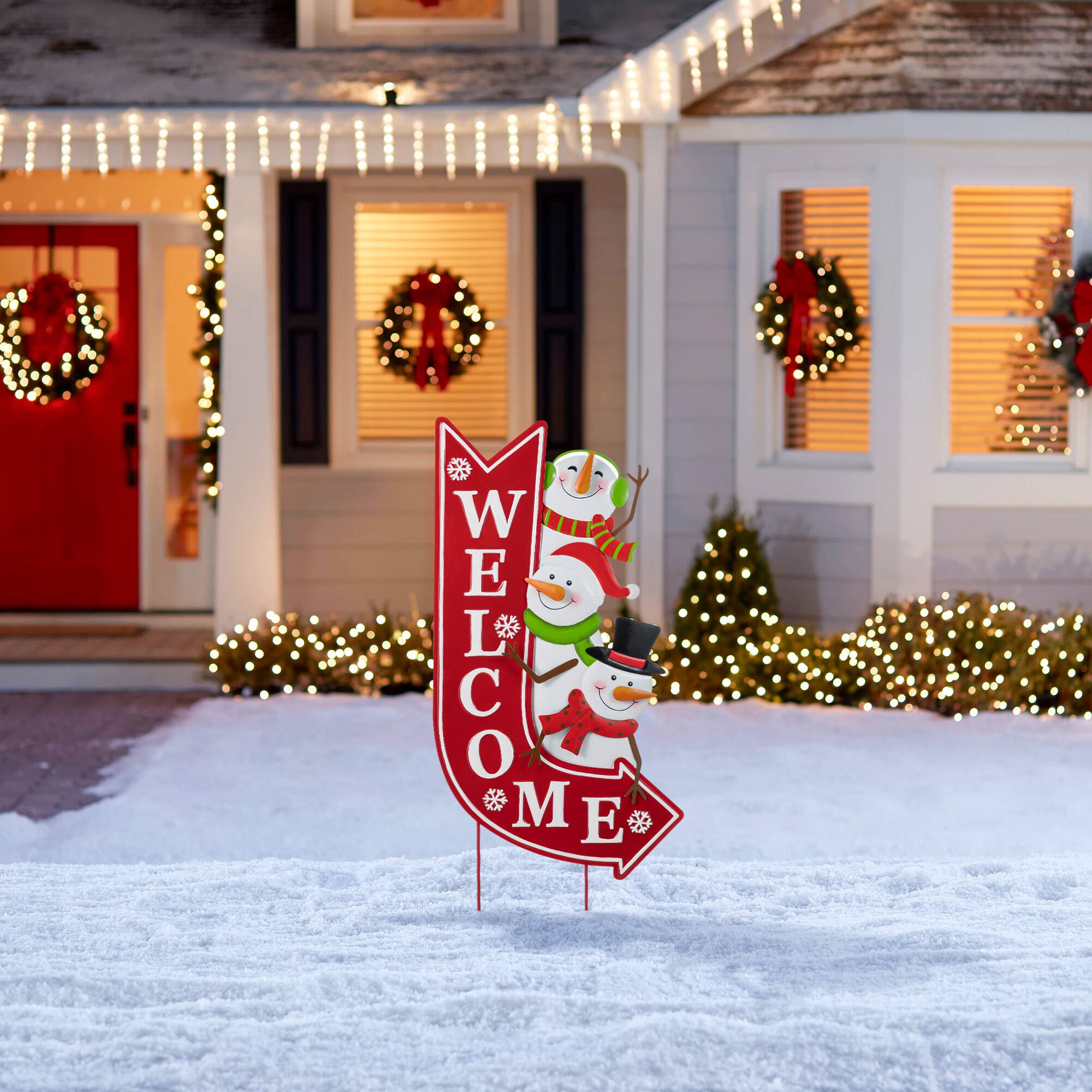 Glitzhome&#xAE; 35.75&#x22; Metal Christmas Snowmen Arrow Welcome Yard Stake
