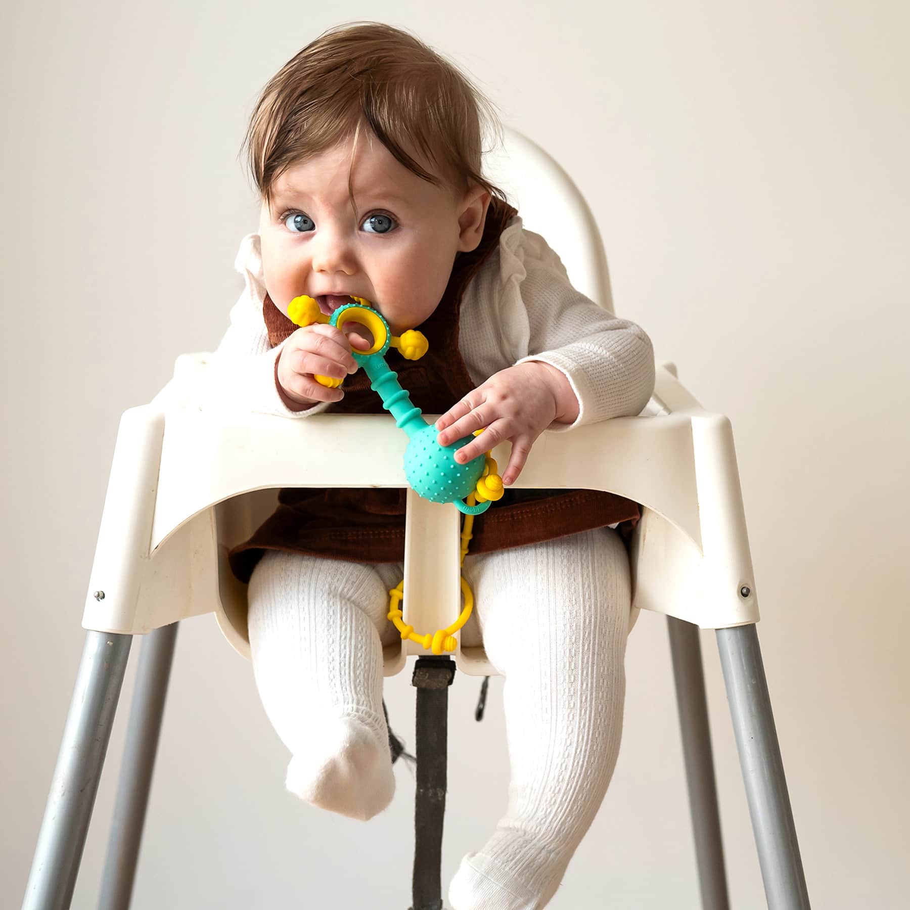 Mobi Gumlii® Silicone Teether with Attachable Rattle