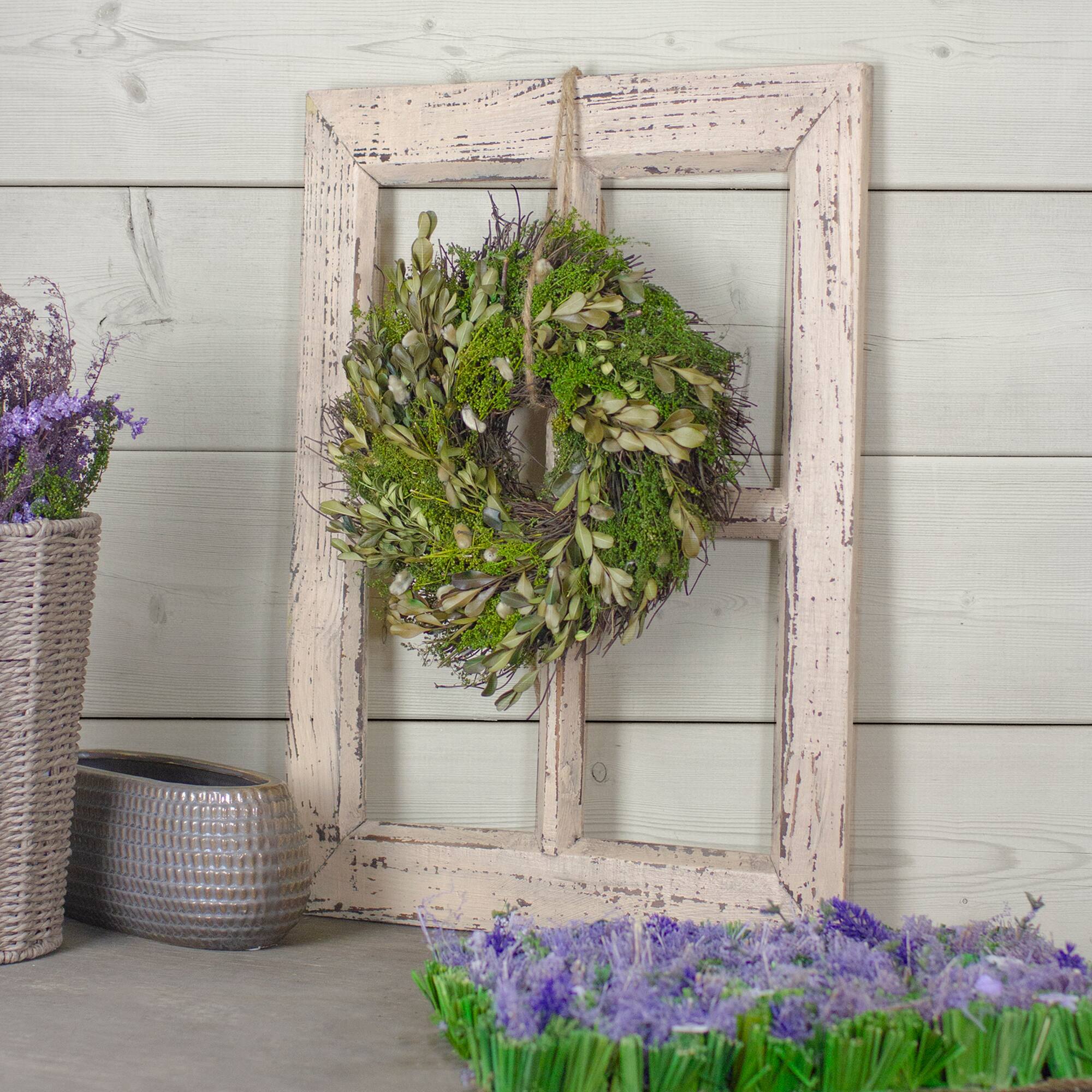 10" Mixed Foliage & Willow Bud Wreath