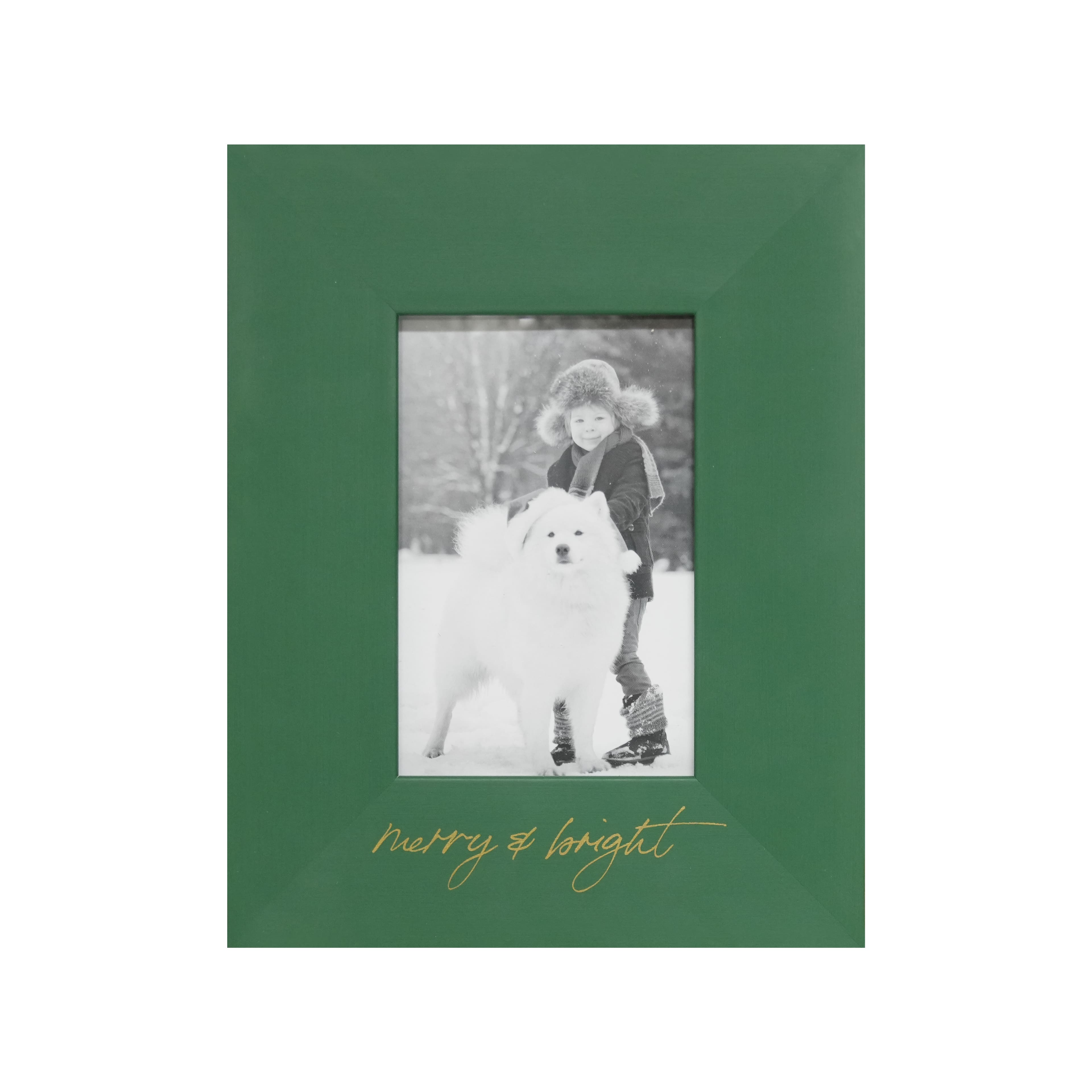 4&#x22; x 6&#x22; Green Merry &#x26; Bright Frame by Studio D&#xE9;cor&#xAE;