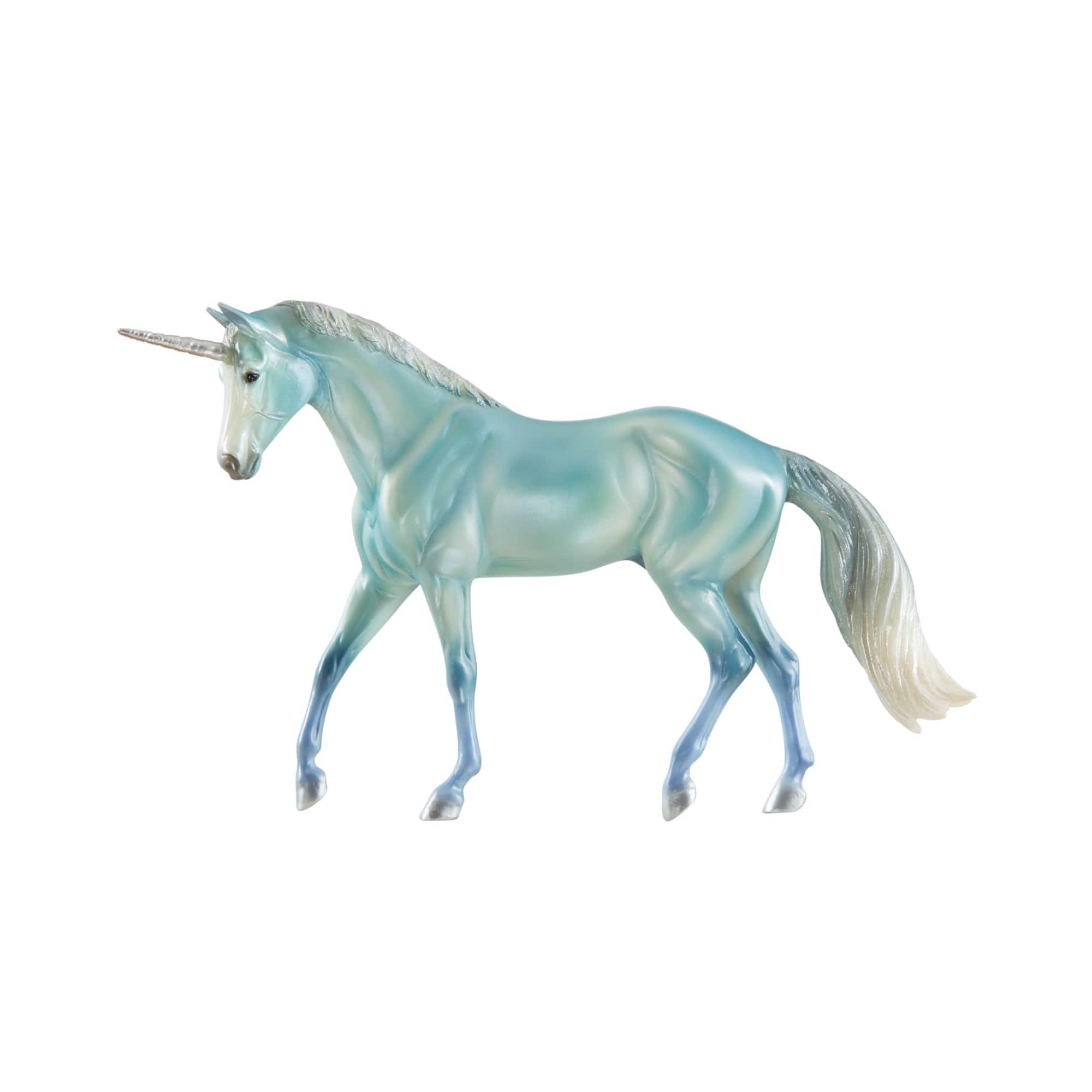 Reeves Breyer Horses Freedom Series Le Mer Unicorn