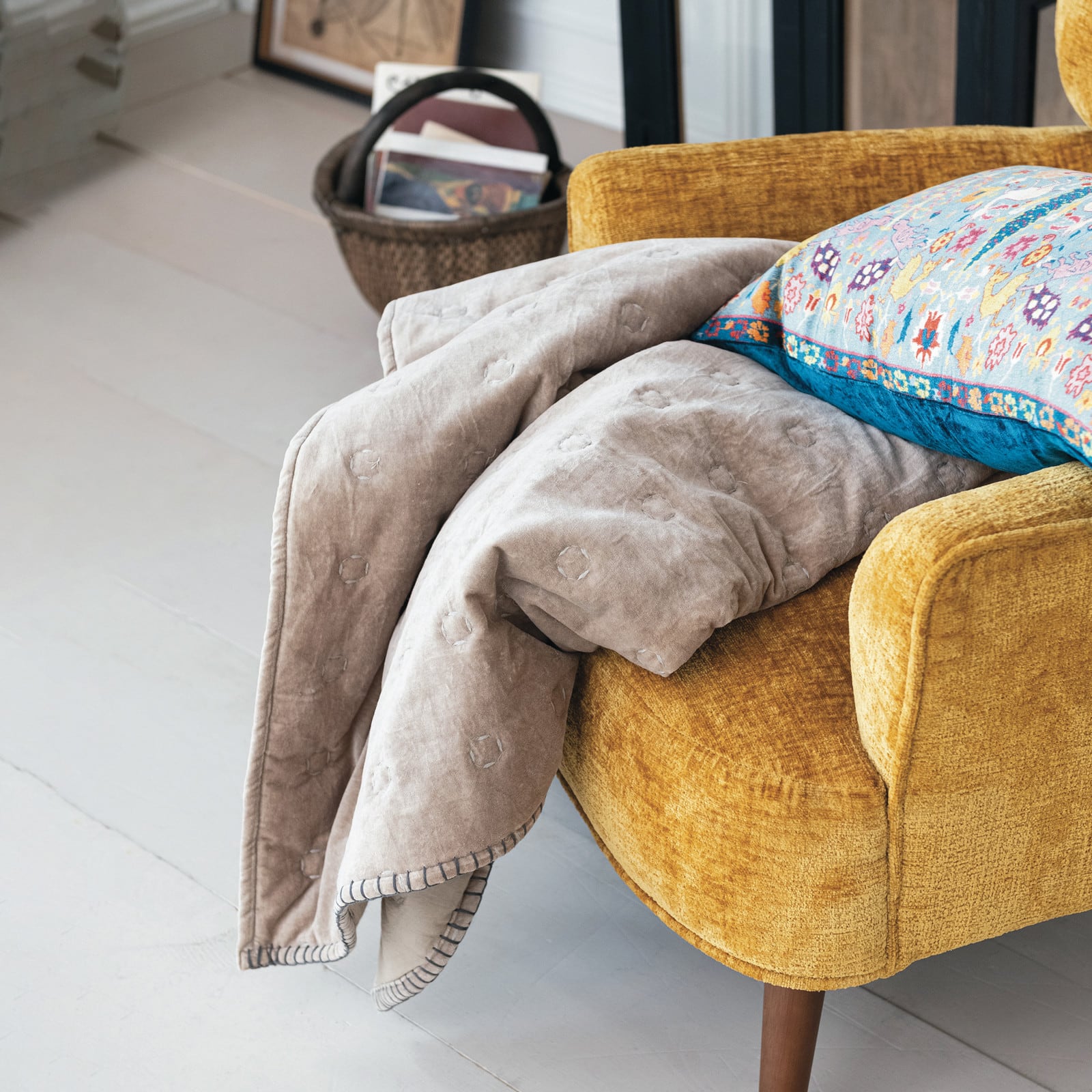 Hello Honey® Taupe Cotton Velvet Quilted Throw