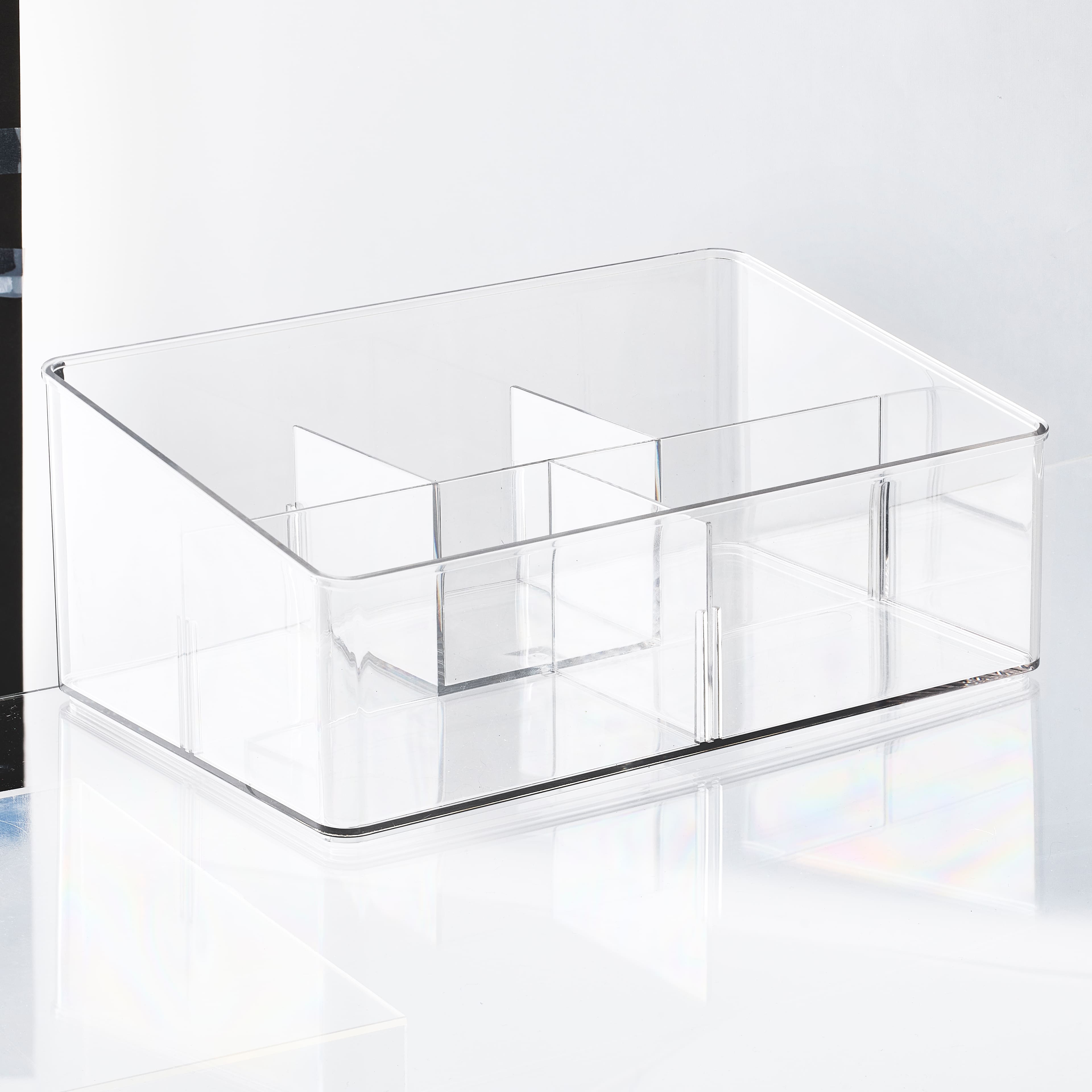 Petit compartiment de rangement en plastique transparent et empilable pour le bureau d’Ordonnez simplement
