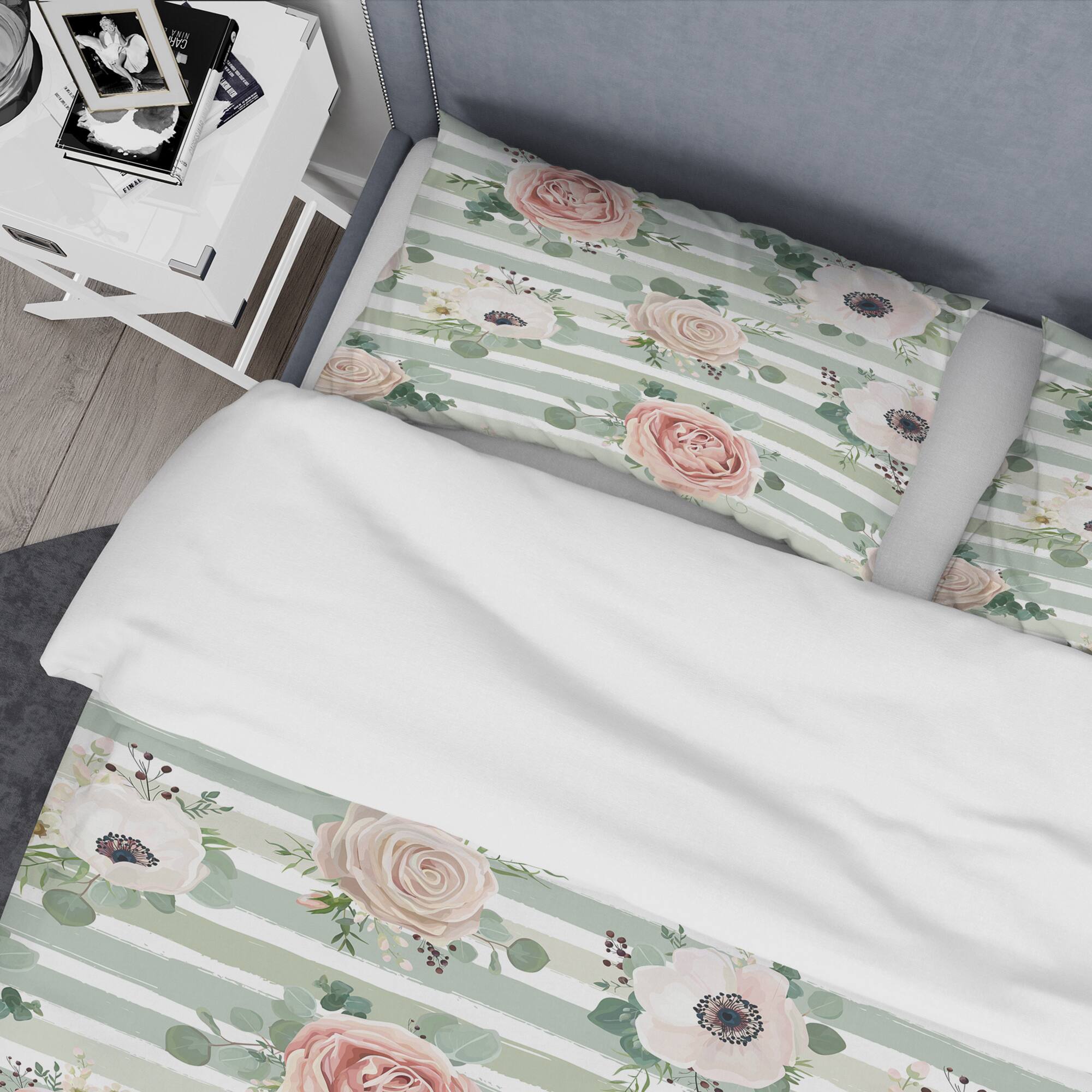 Designart 'Floral Retro Pattern V' Mid-Century Duvet Cover Set