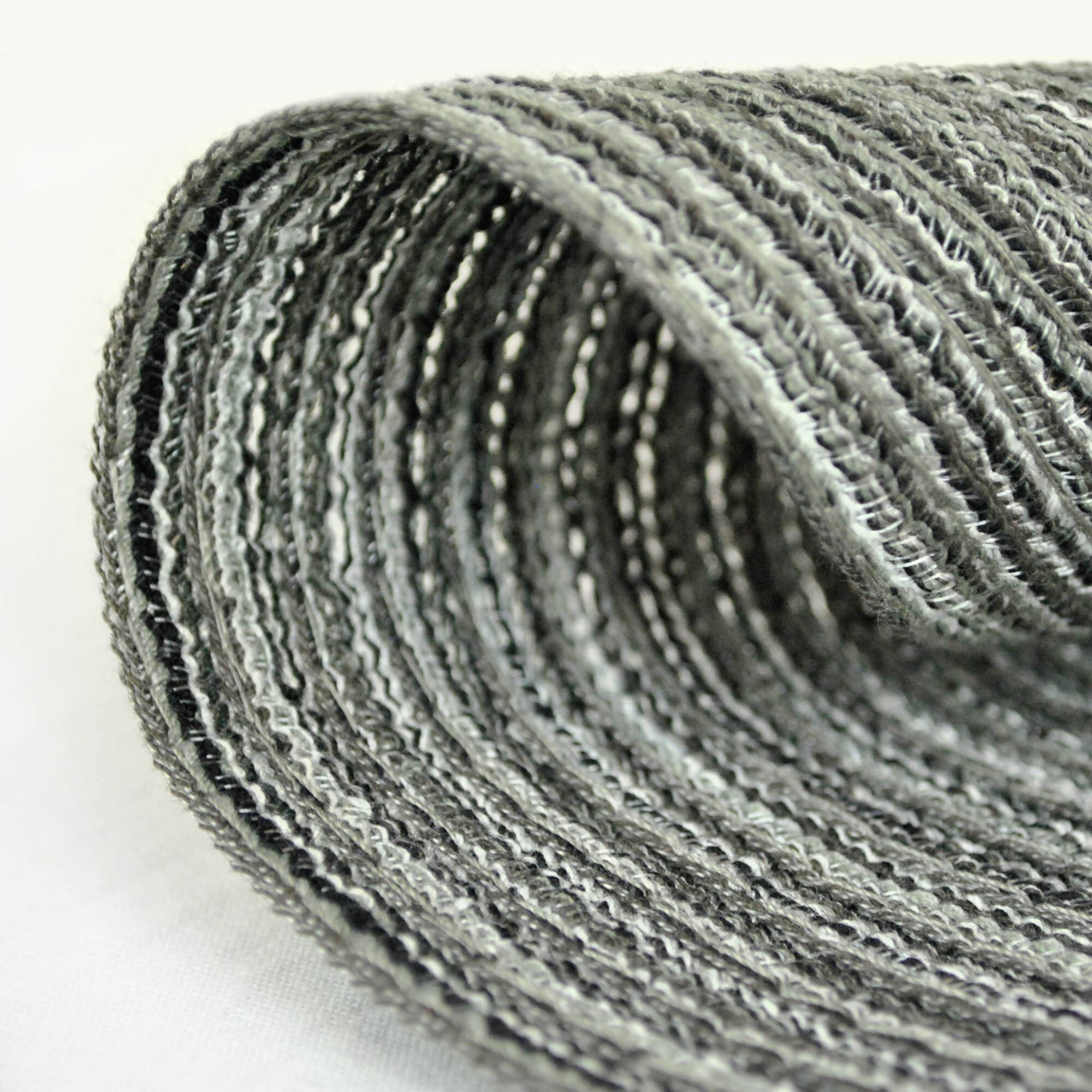 DII&#xAE; Round Variegated Braided Polypropylene Placemats, 6ct.