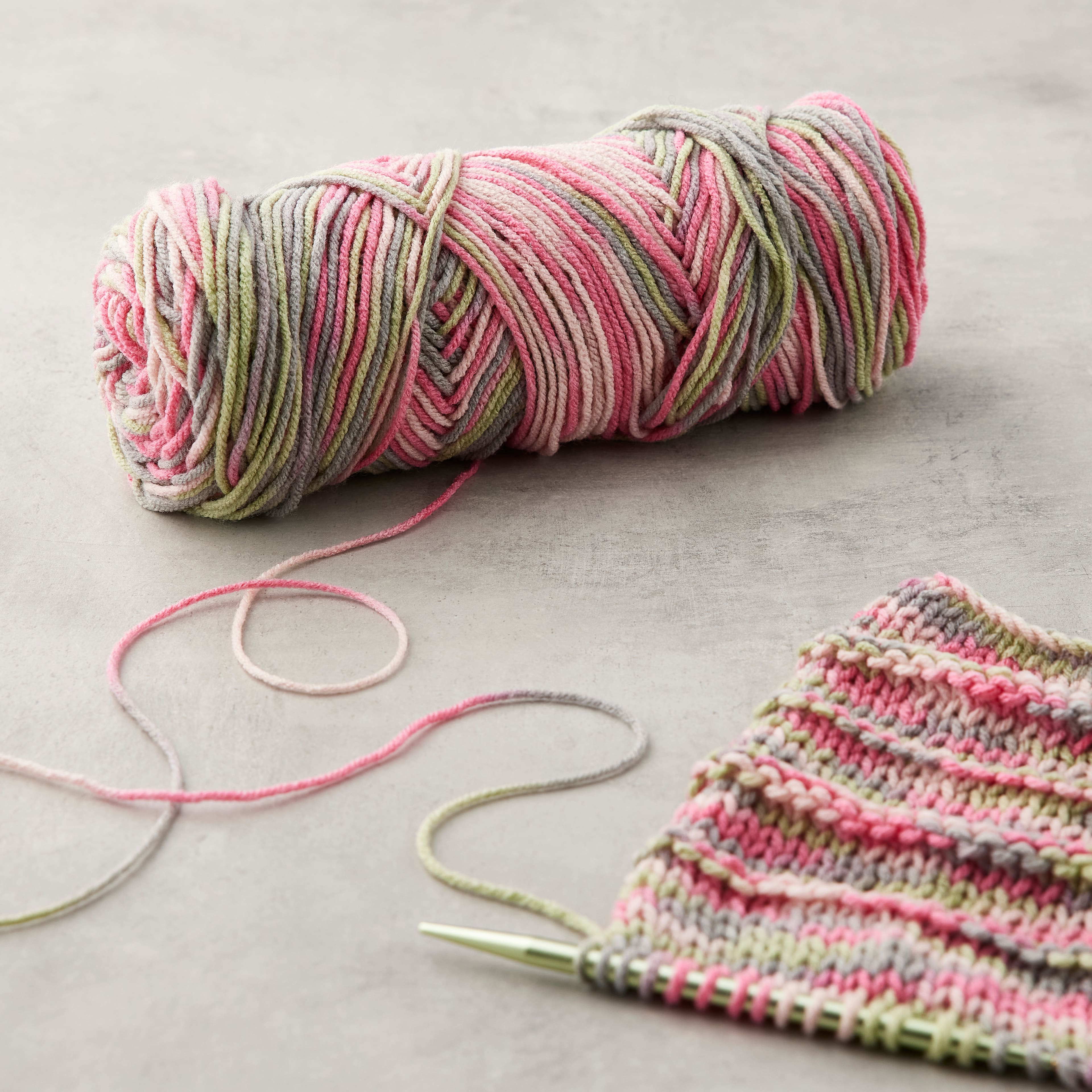 12 Pack: Soft Classic&#x2122; Multi Yarn by Loops &#x26; Threads&#xAE;