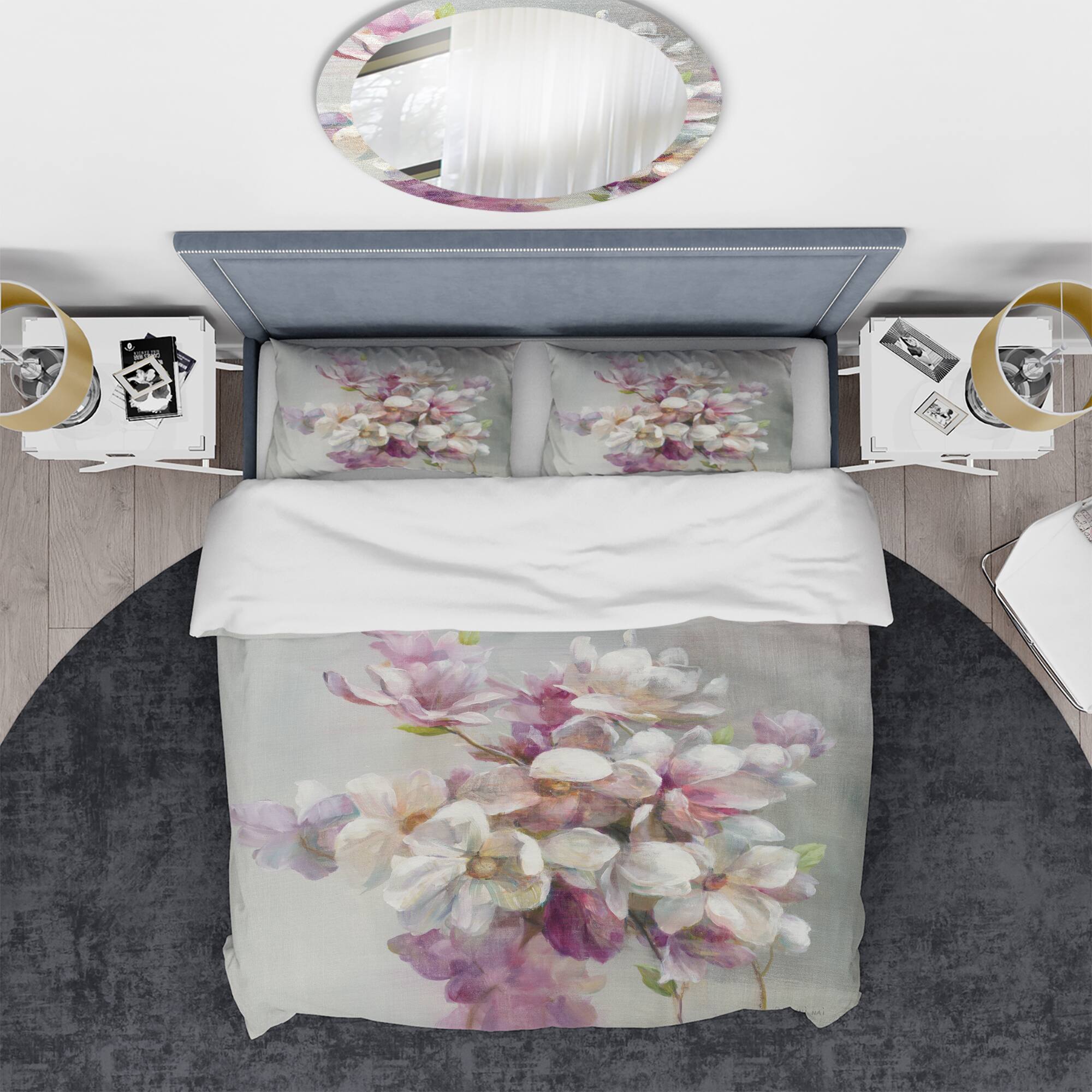 Designart &#x27;Pink Magnolia Flowers&#x27; Shabby Bedding Set - Duvet Cover &#x26; Shams