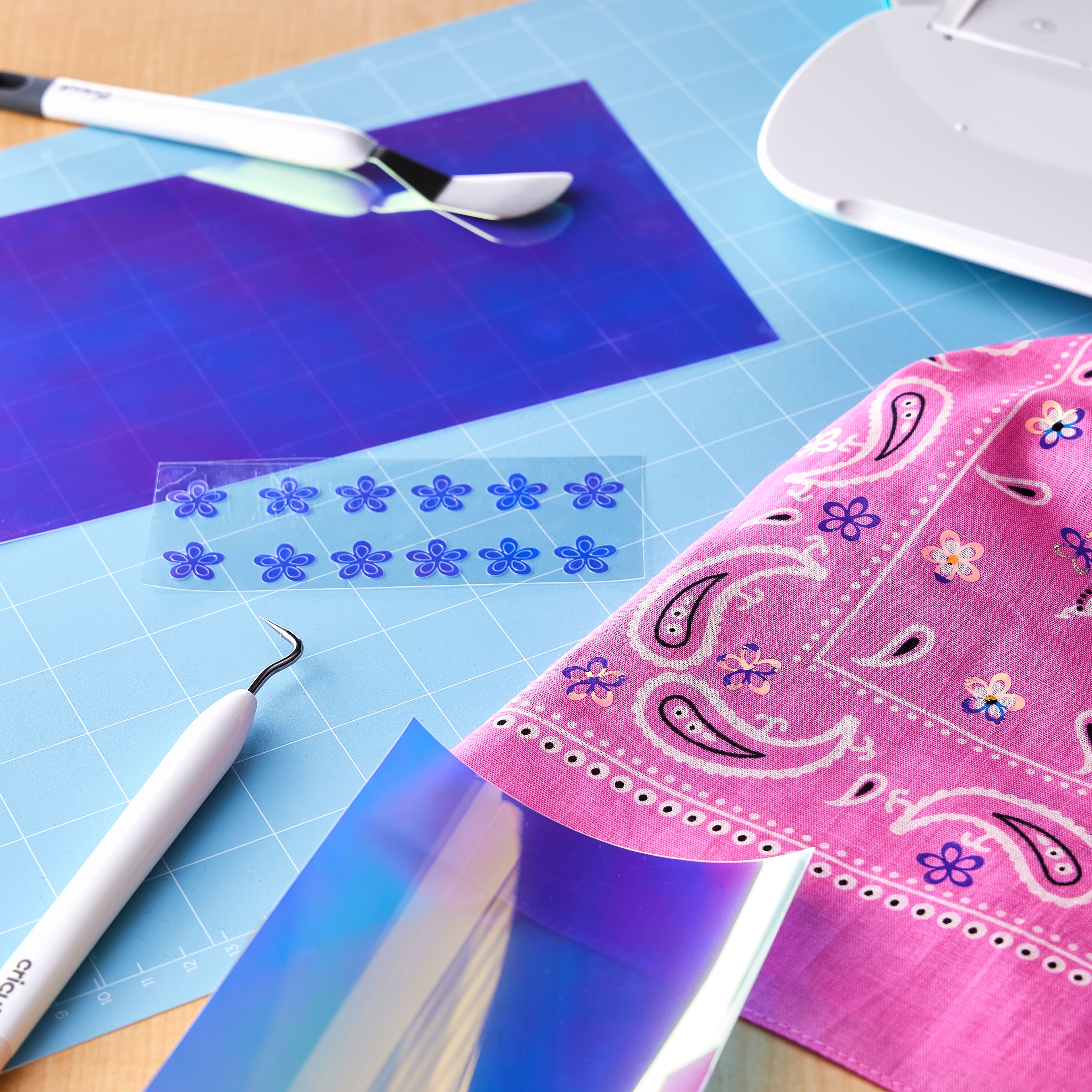 9 Pack: Cricut Joy&#x2122; Holographic Smart Iron-On&#x2122;