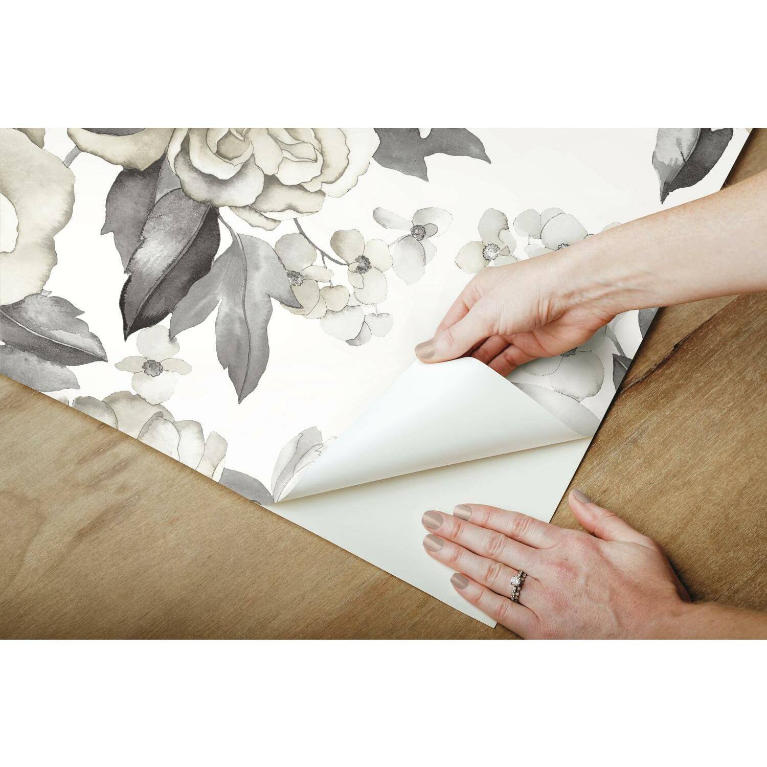 RoomMates Watercolor Floral Bouquet Peel &#x26; Stick Wallpaper