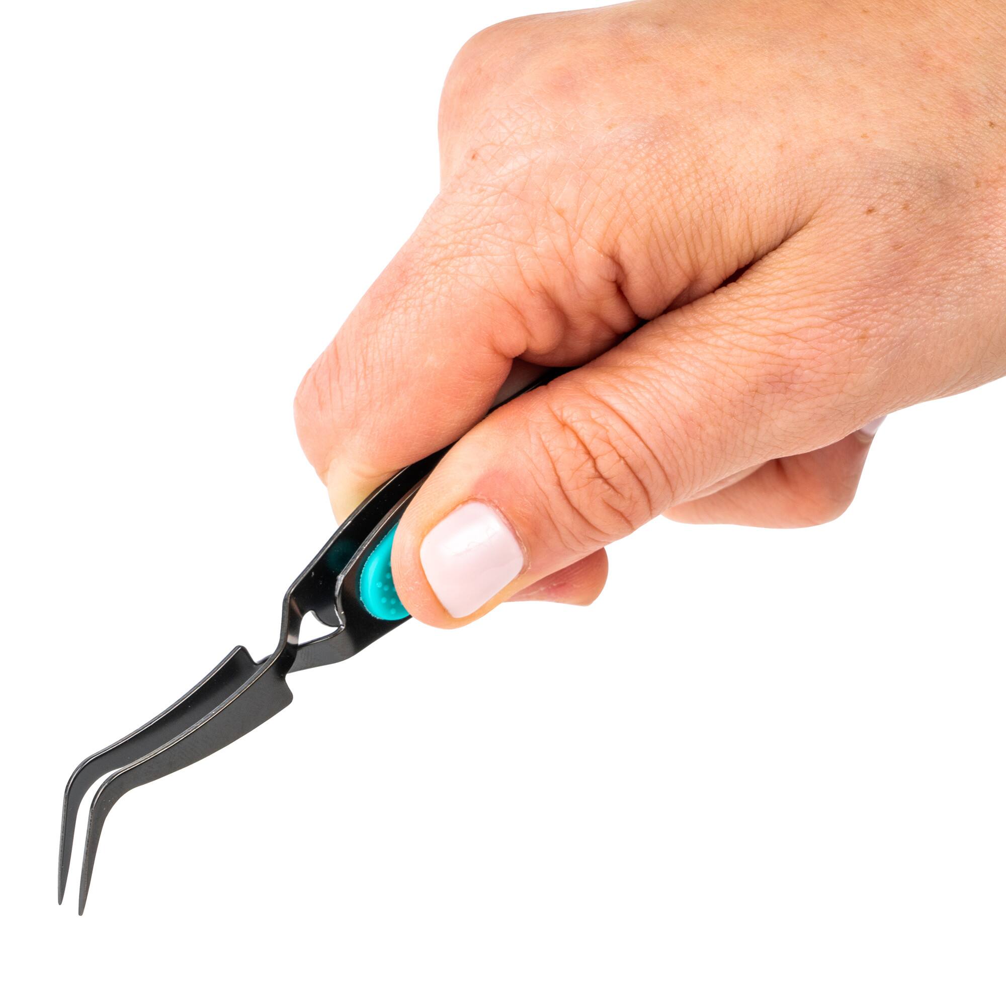 SINGER&#xAE; ProSeries&#x2122; Self-Locking Tweezer with Storage Sleeve