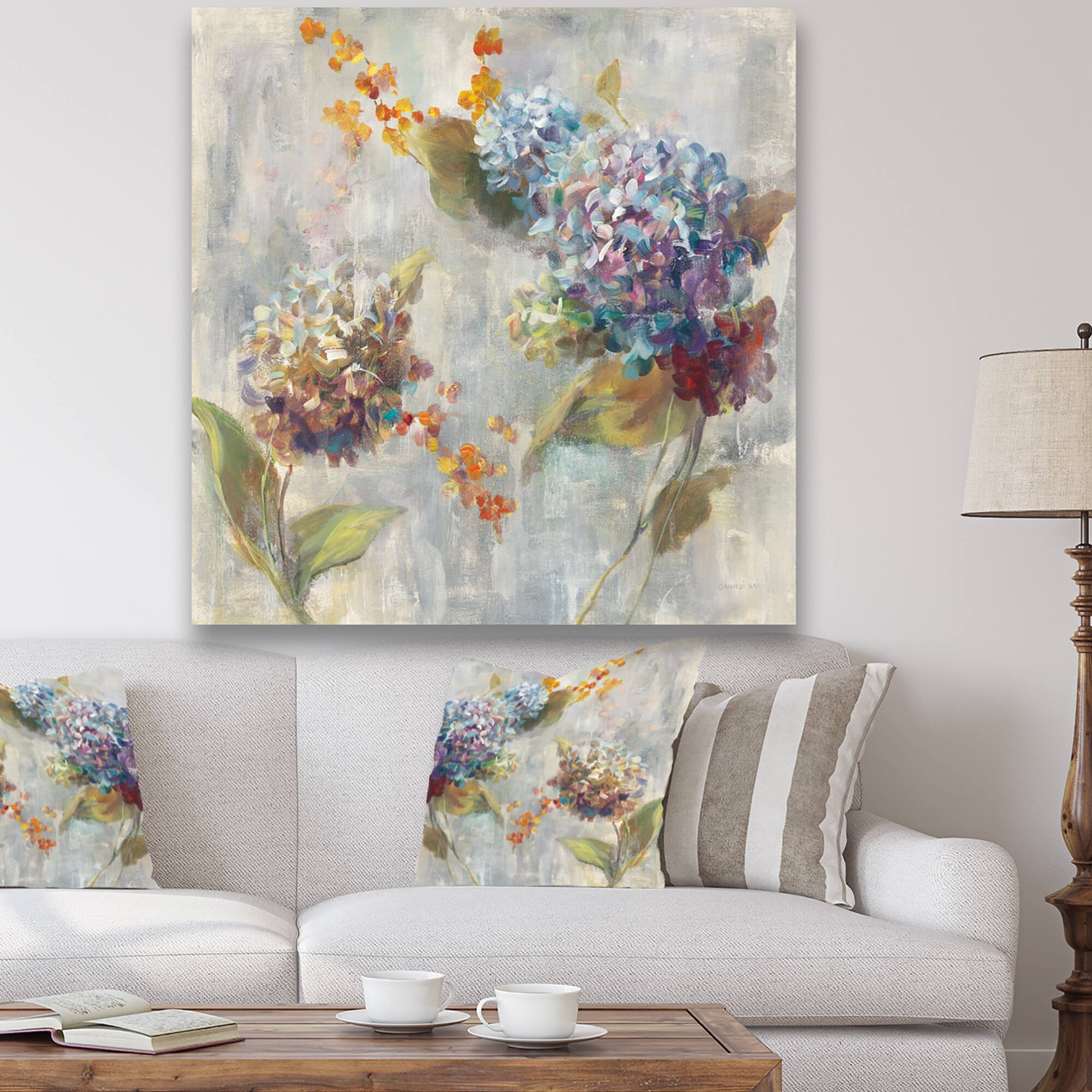 Designart - Autumn Hydrangea - Traditional Canvas Art