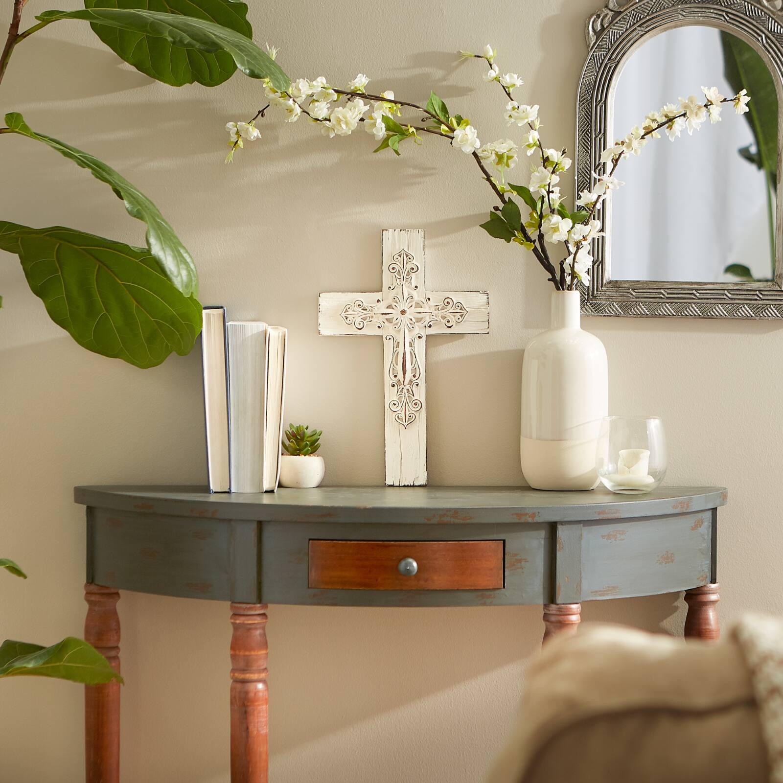 Ornate Whitewashed Cross 9&#x22; x 0.5&#x22; x 13.5&#x22;