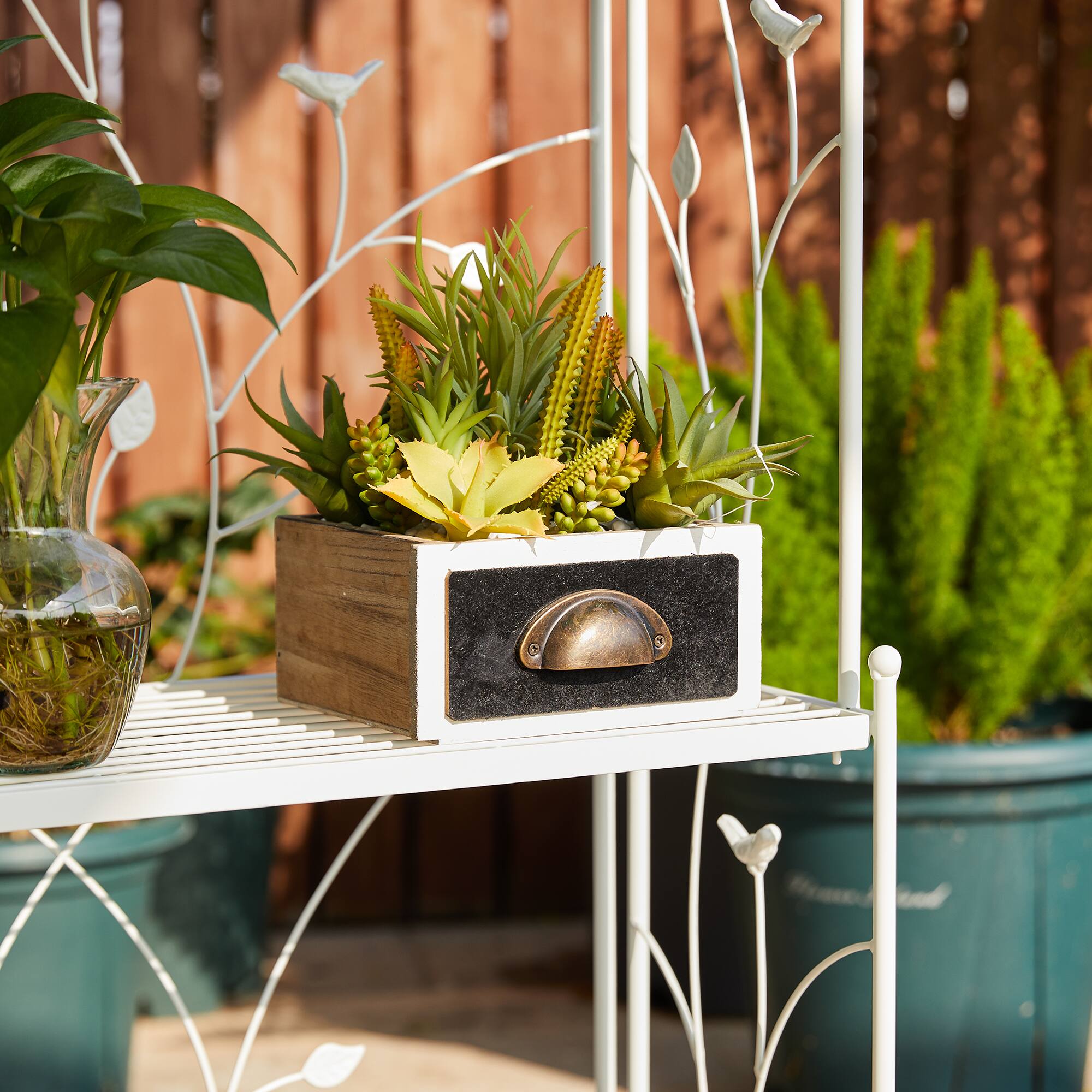 Glitzhome® Rectangular 3-Tiered Metal Shelf Planter Stand