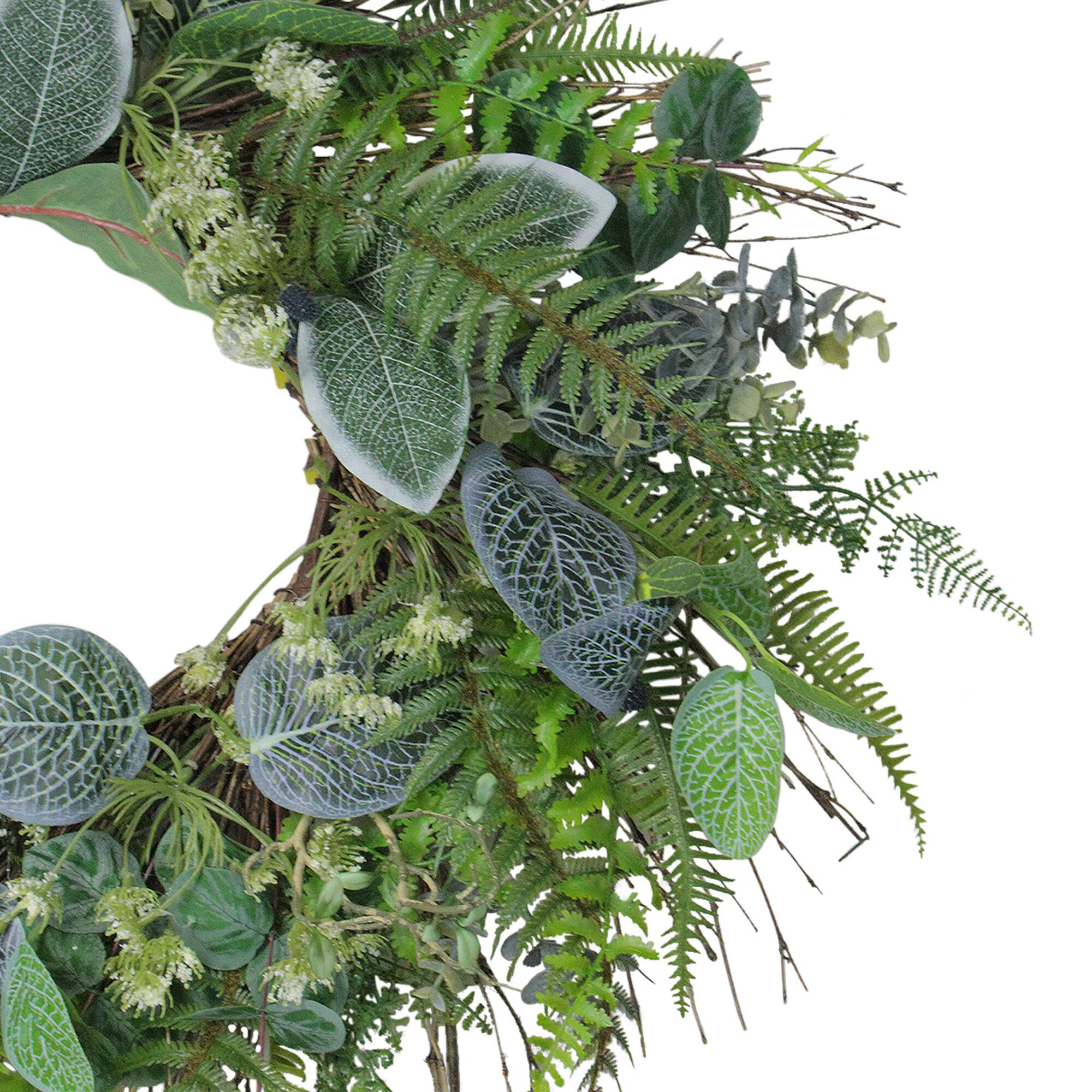 22" Green Eucalyptus, Ivy & Fern Wreath