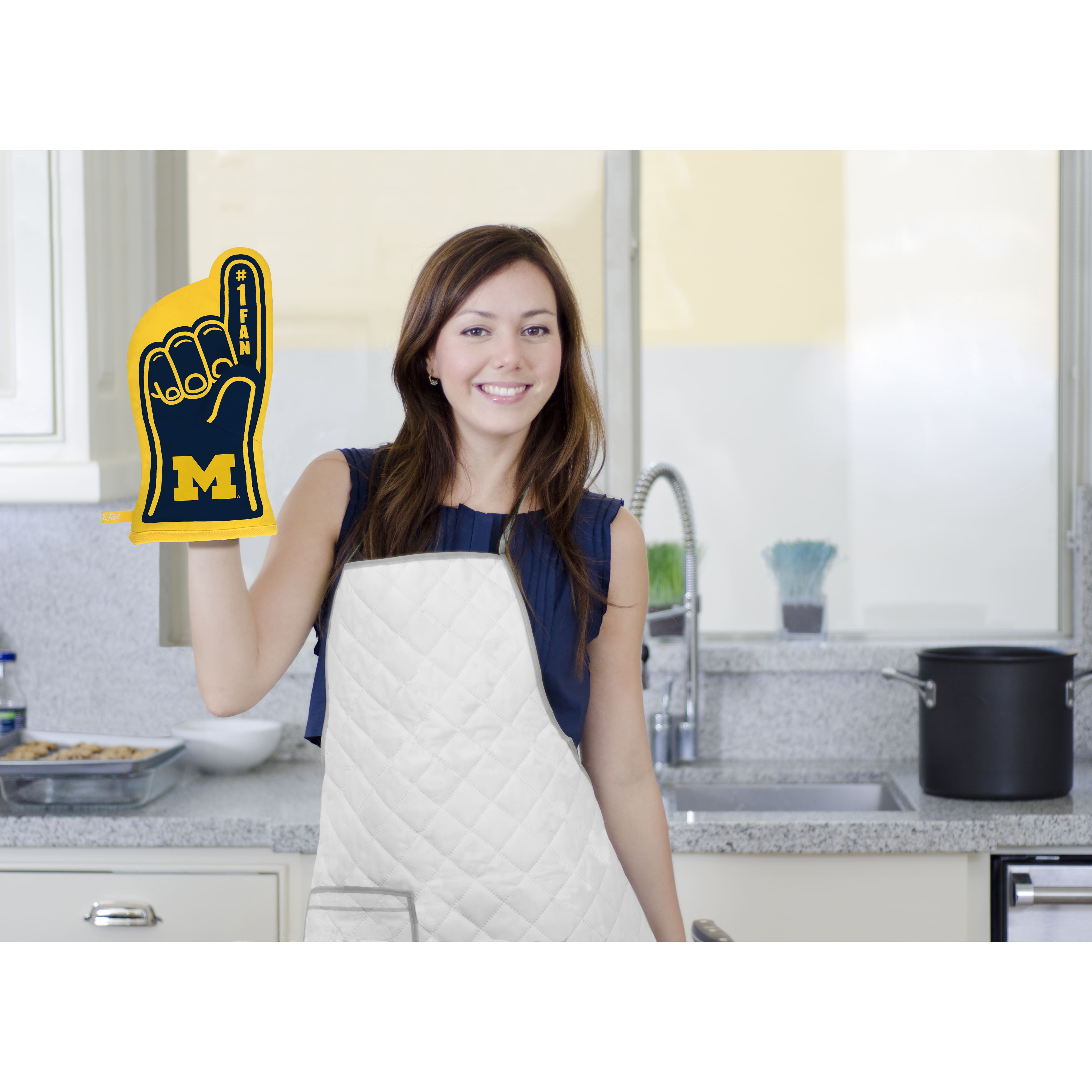 Quilted No.1 Oven Mitt