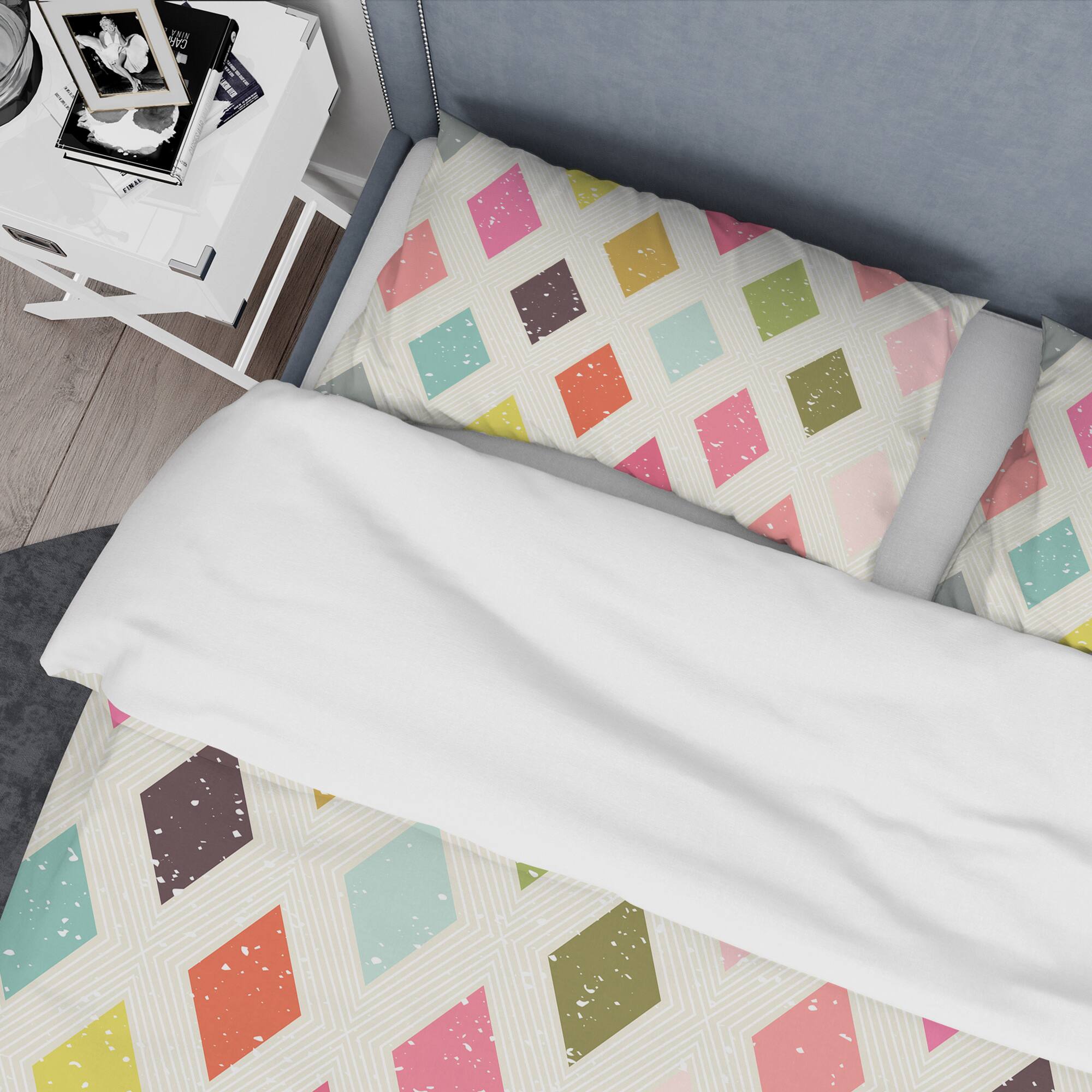 Designart &#x27;Diamond Retro III&#x27; Mid-Century Duvet Cover Set