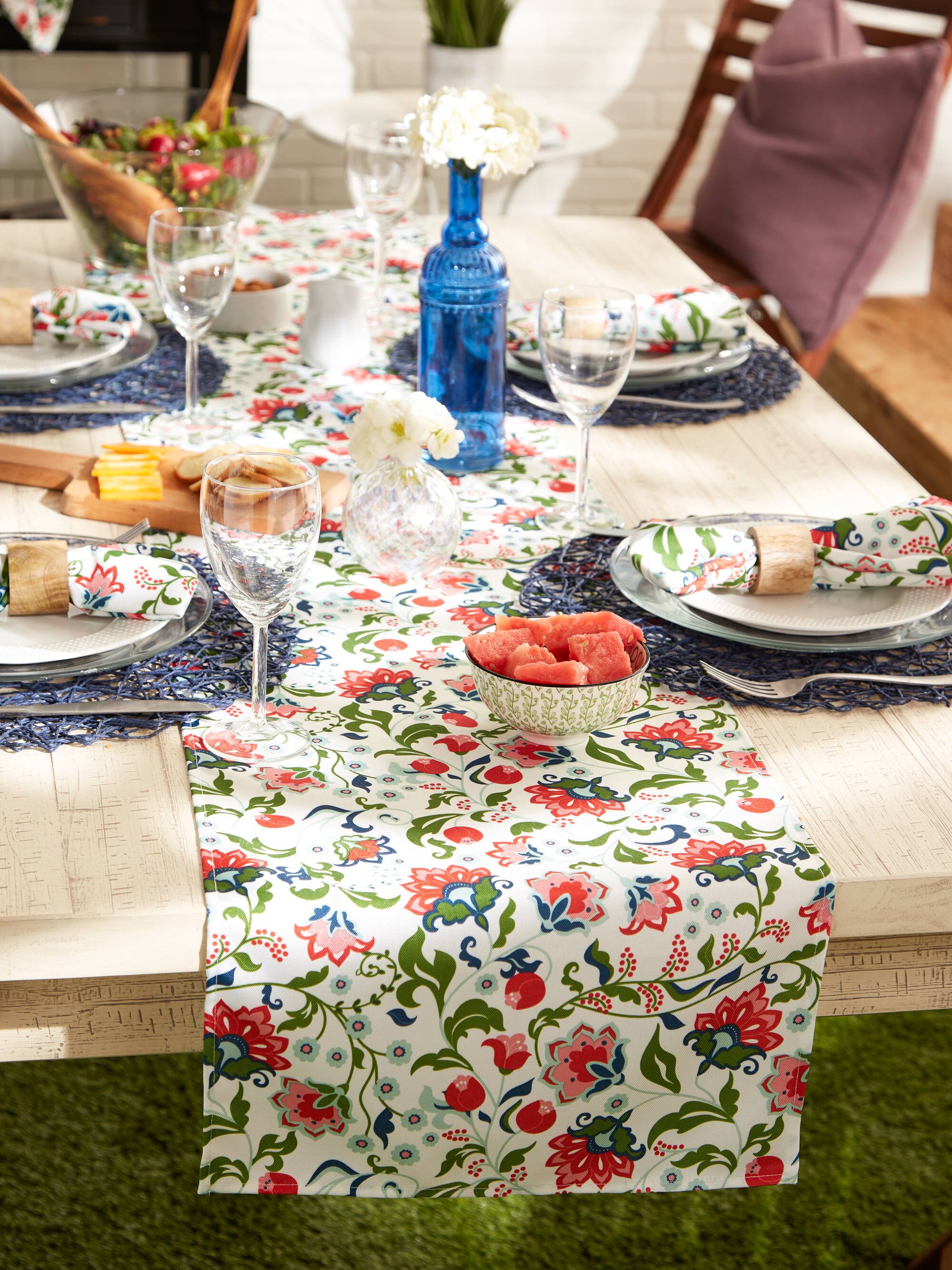 DII® Garden Floral Print Outdoor Table Runner