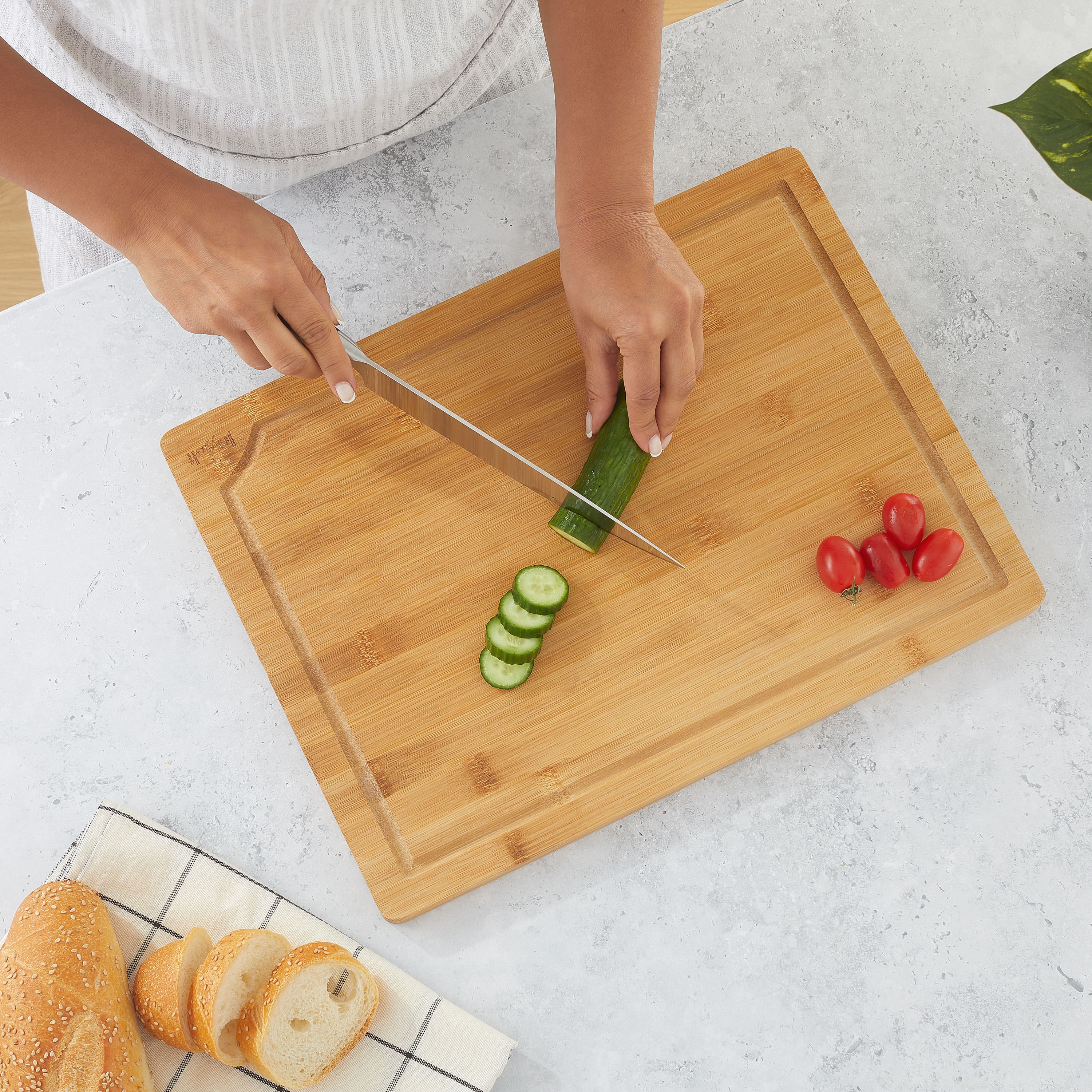 JoyJolt&#xAE; 3-Piece Bamboo Cutting Board Set