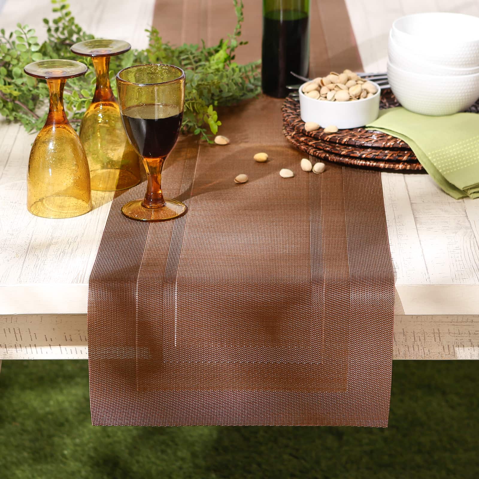 DII&#xAE; 72&#x22; Doubleframe Table Runner