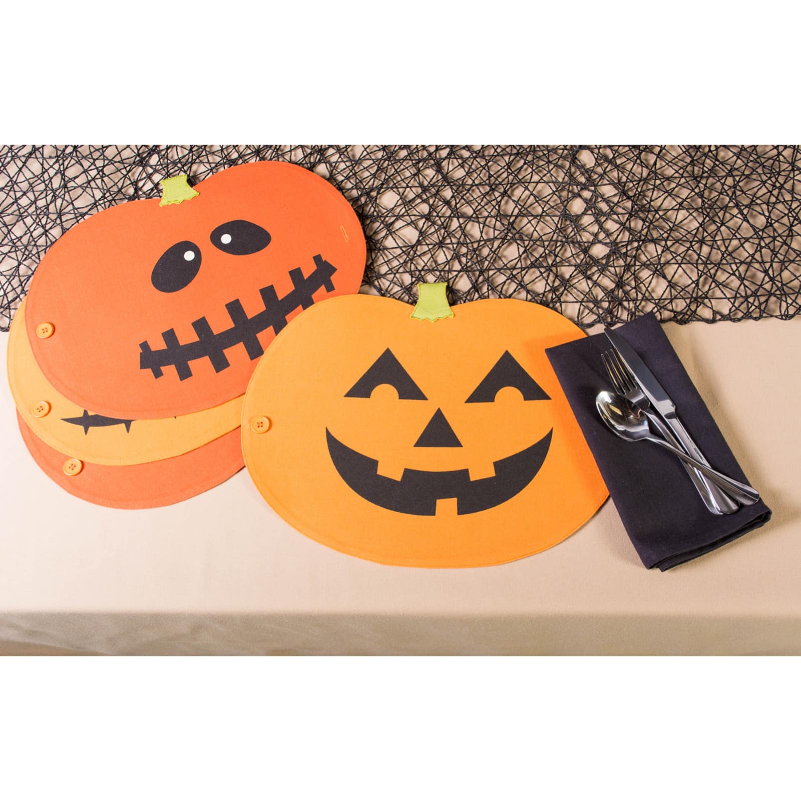 DII&#xAE; Jack-O-Lantern Table Runner and Placemat Set