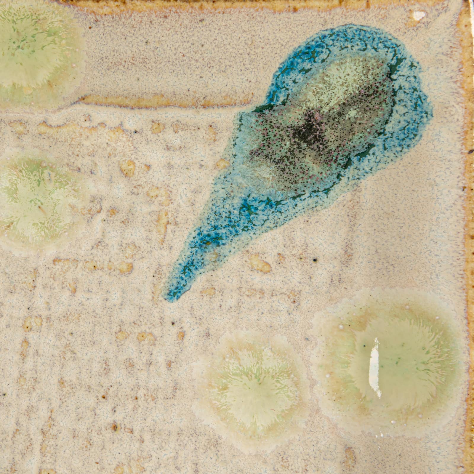 Hello Honey® 9.25" Tan & Blue Geometric Stoneware Platter