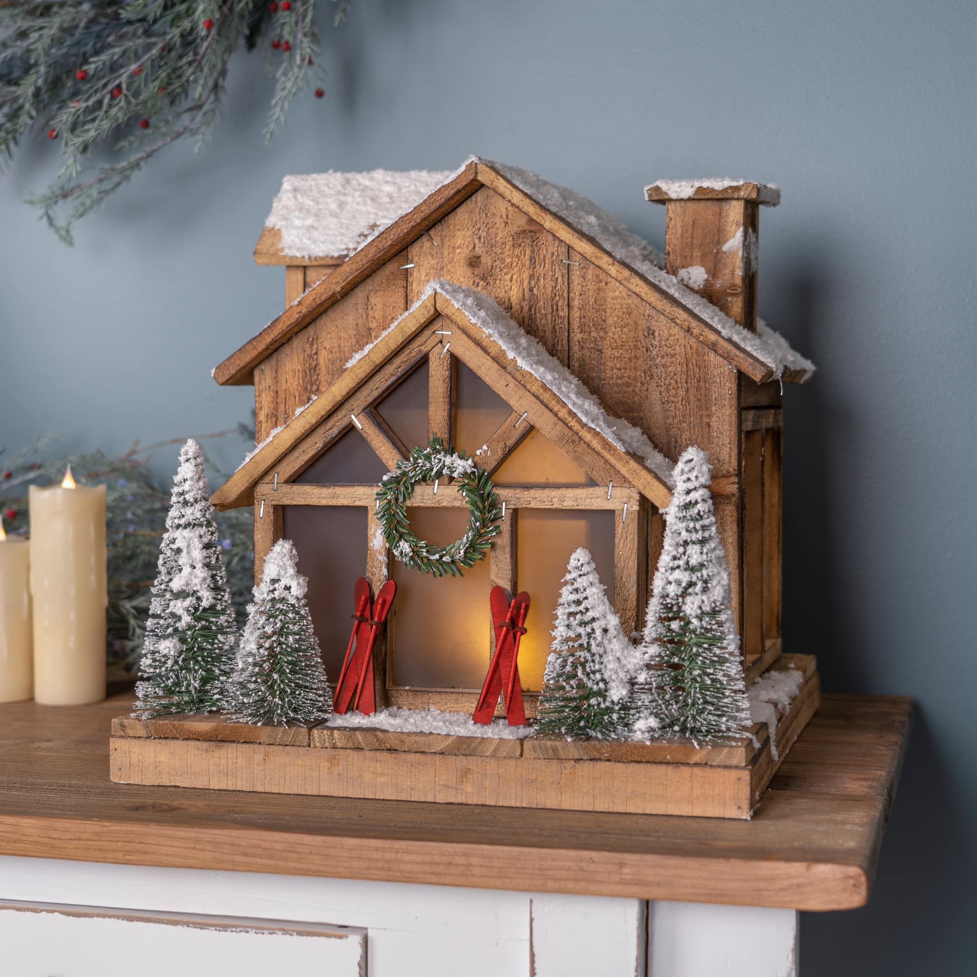 15&#x22; Cozy Ski Lodge Lighted Tabletop Town D&#xE9;cor