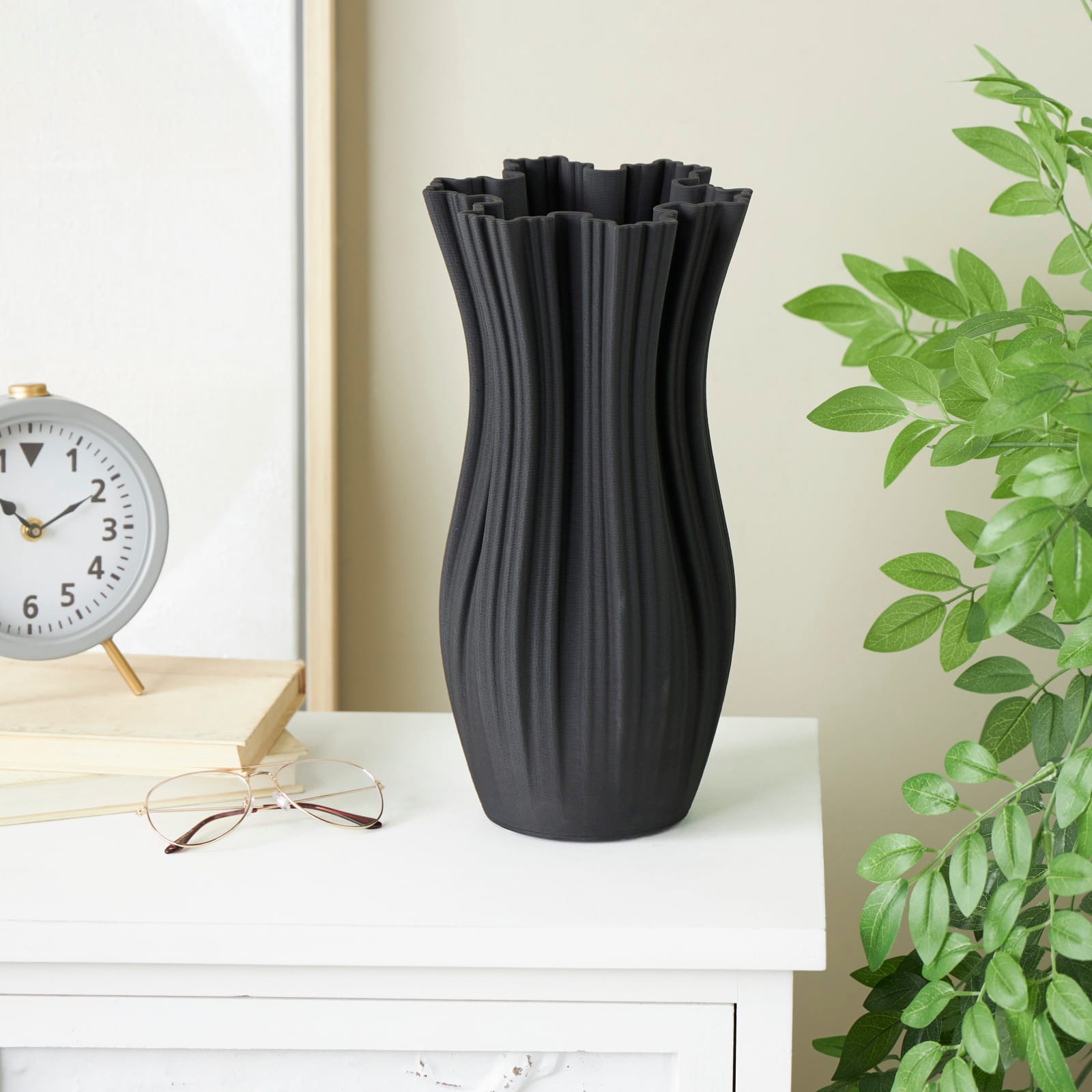 Black Contemporary Abstract Ribbed Ceramic Tulip Vase