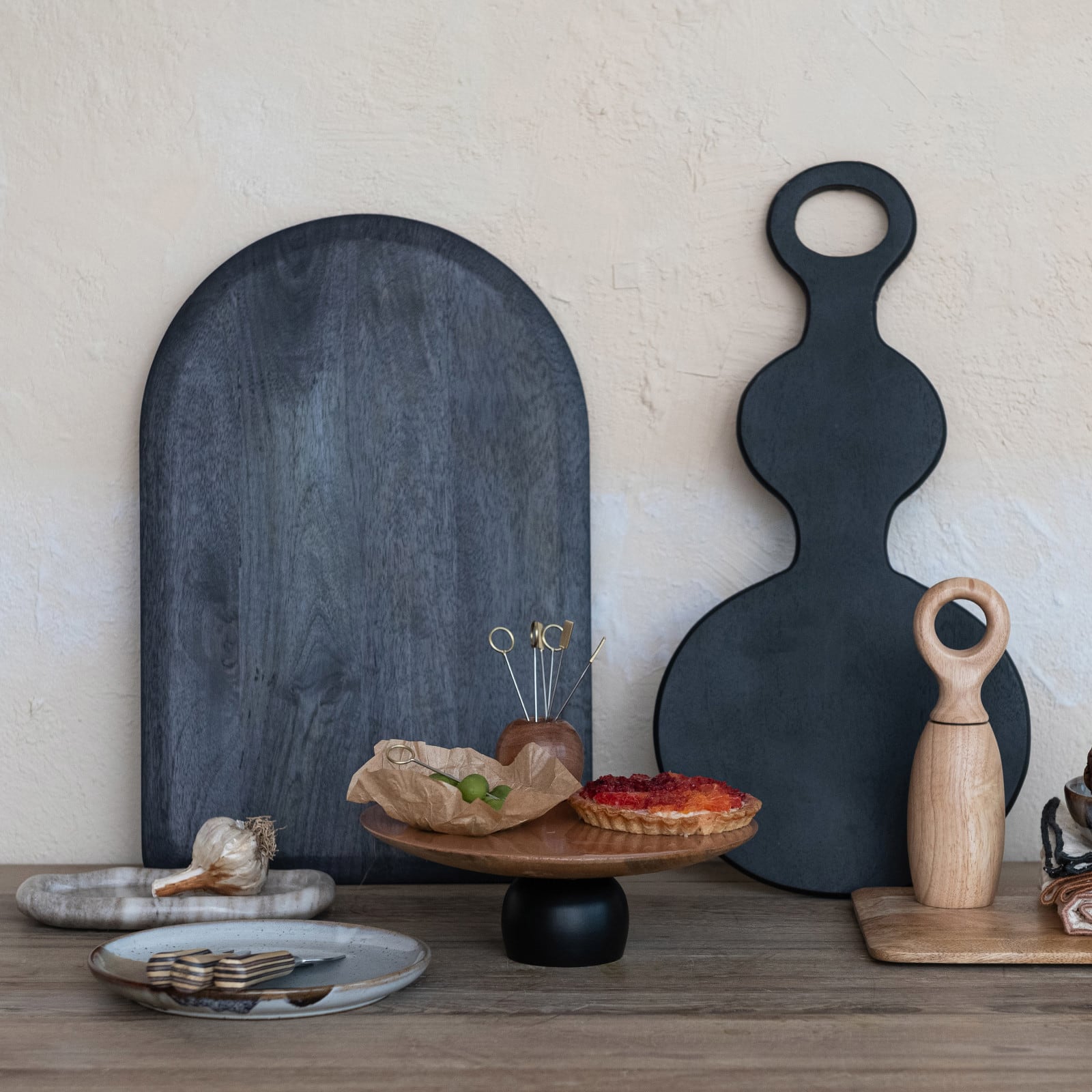 Hello Honey&#xAE; 19.75&#x22; Black Avant-Garde Mango Wood Cheese &#x26; Cutting Board