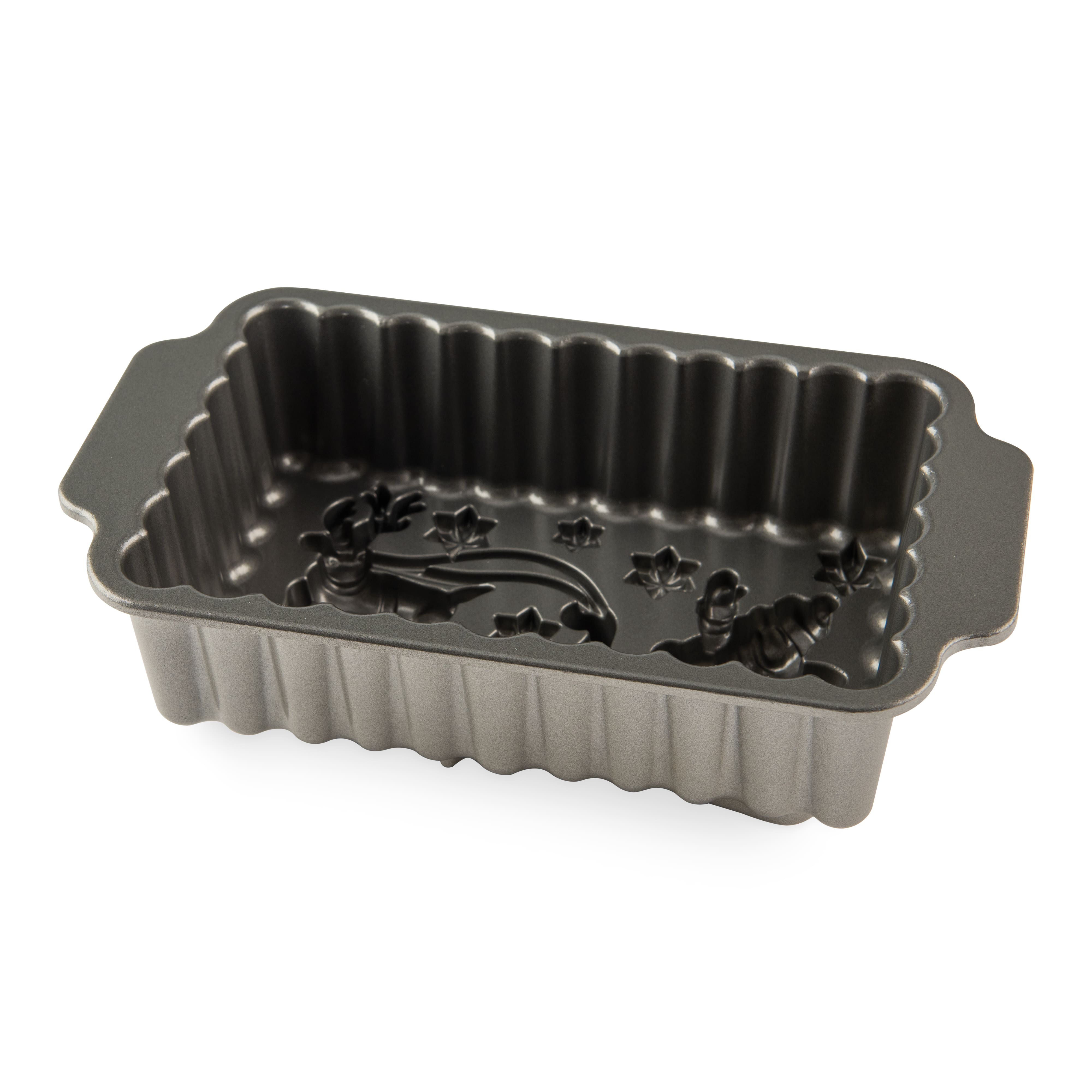 Nordic Ware Santa&#x27;s Sleight Loaf Pan