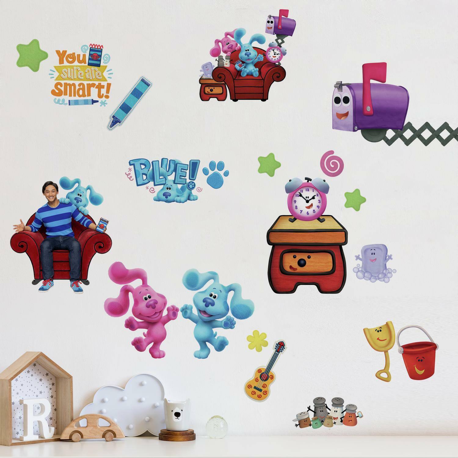 RoomMates Blue&#x27;s Clues Peel &#x26; Stick Wall Decals
