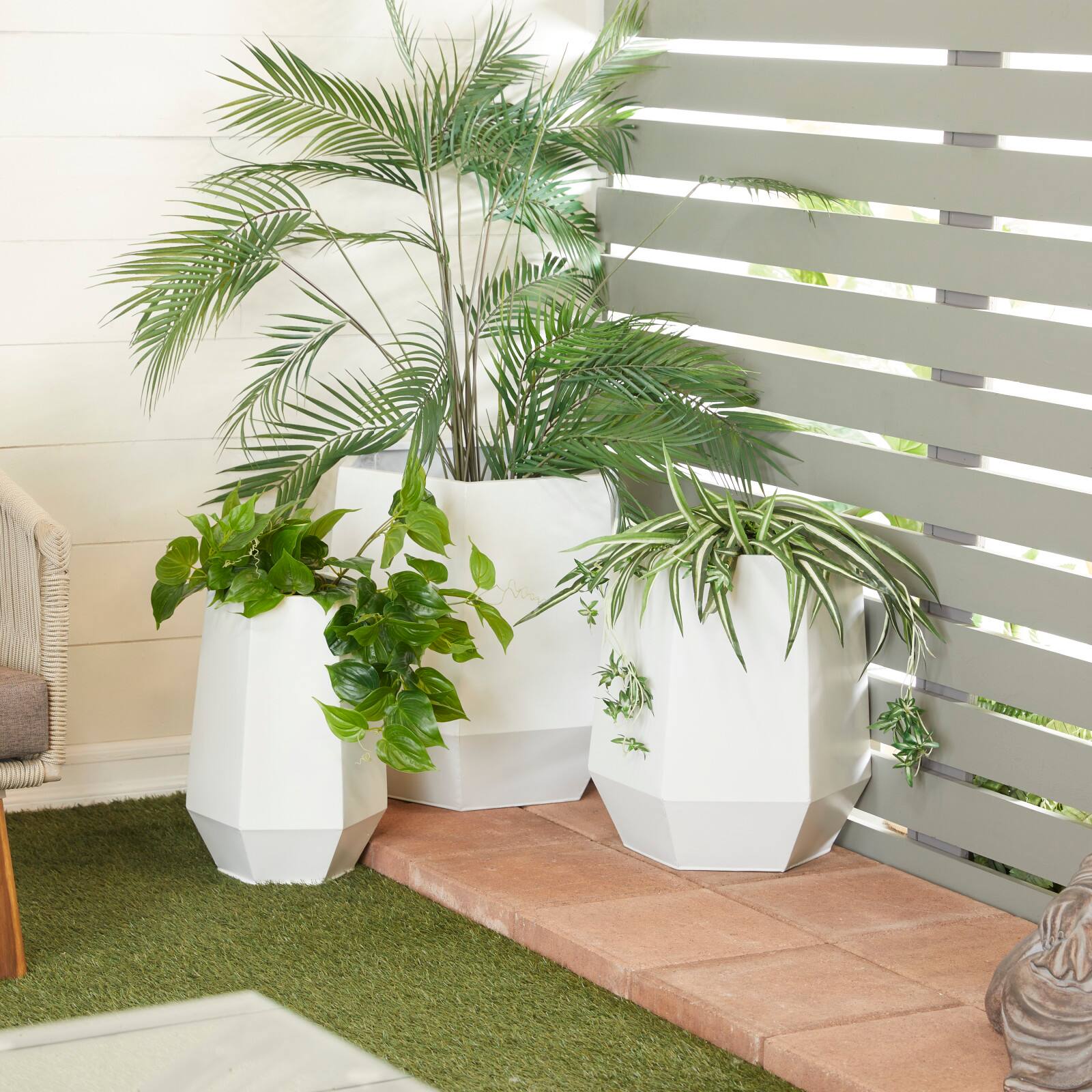 White Modern Planter, Set of 3" 20", 16", 10"