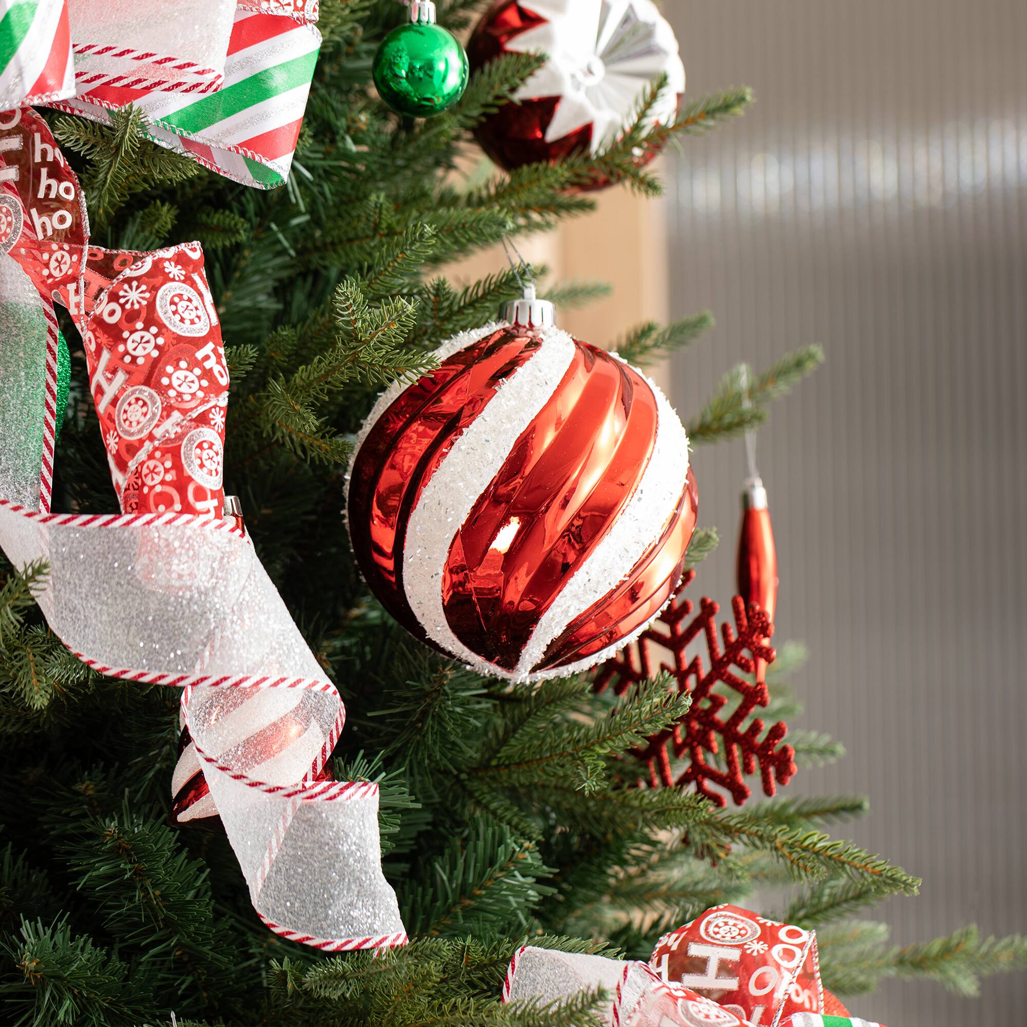 Glitzhome&#xAE; 18 Pack Whimsical Red &#x26; Green Deluxe Large Ornaments