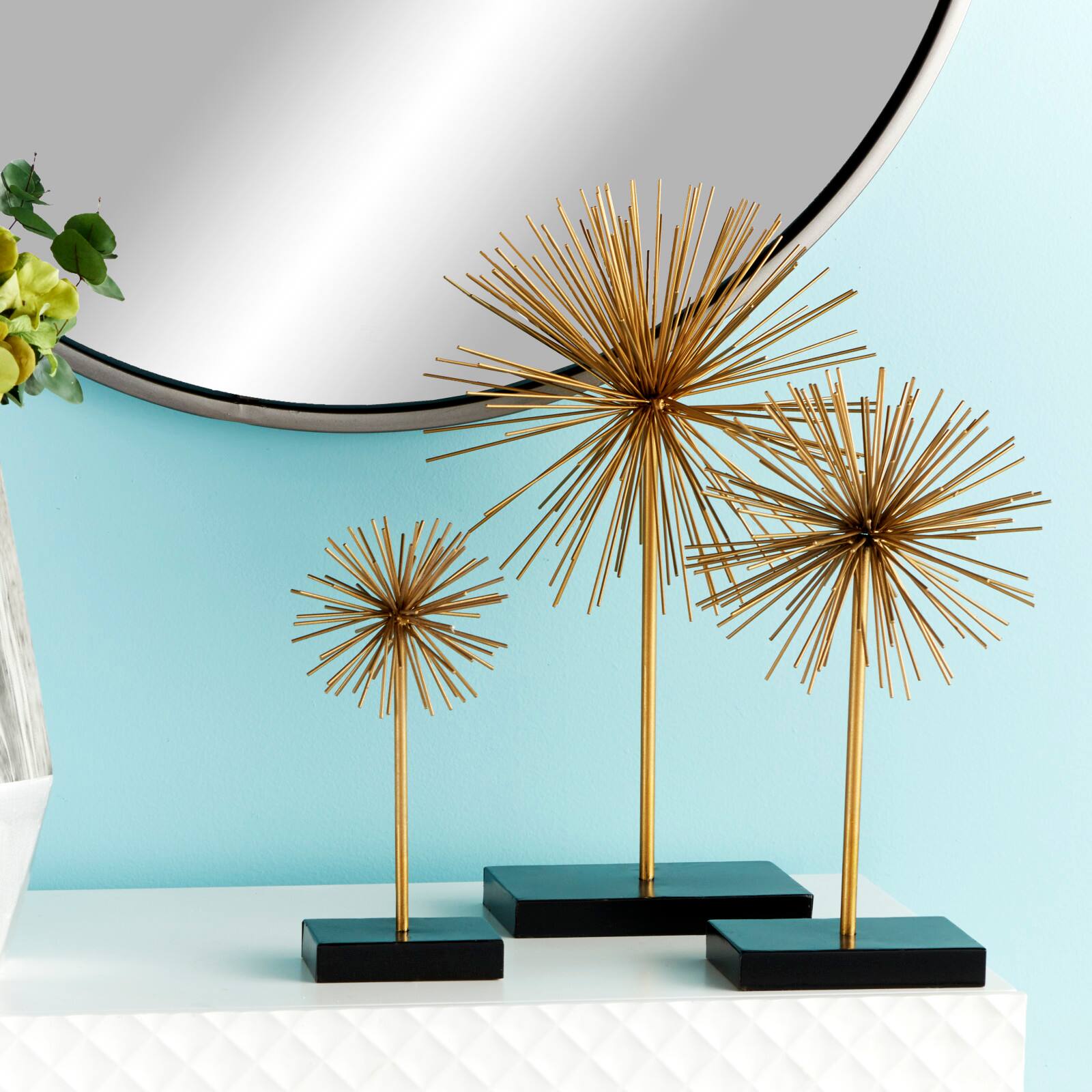 CosmoLiving by Cosmopolitan Gold Tin Contemporary Geometric Sculpture Set