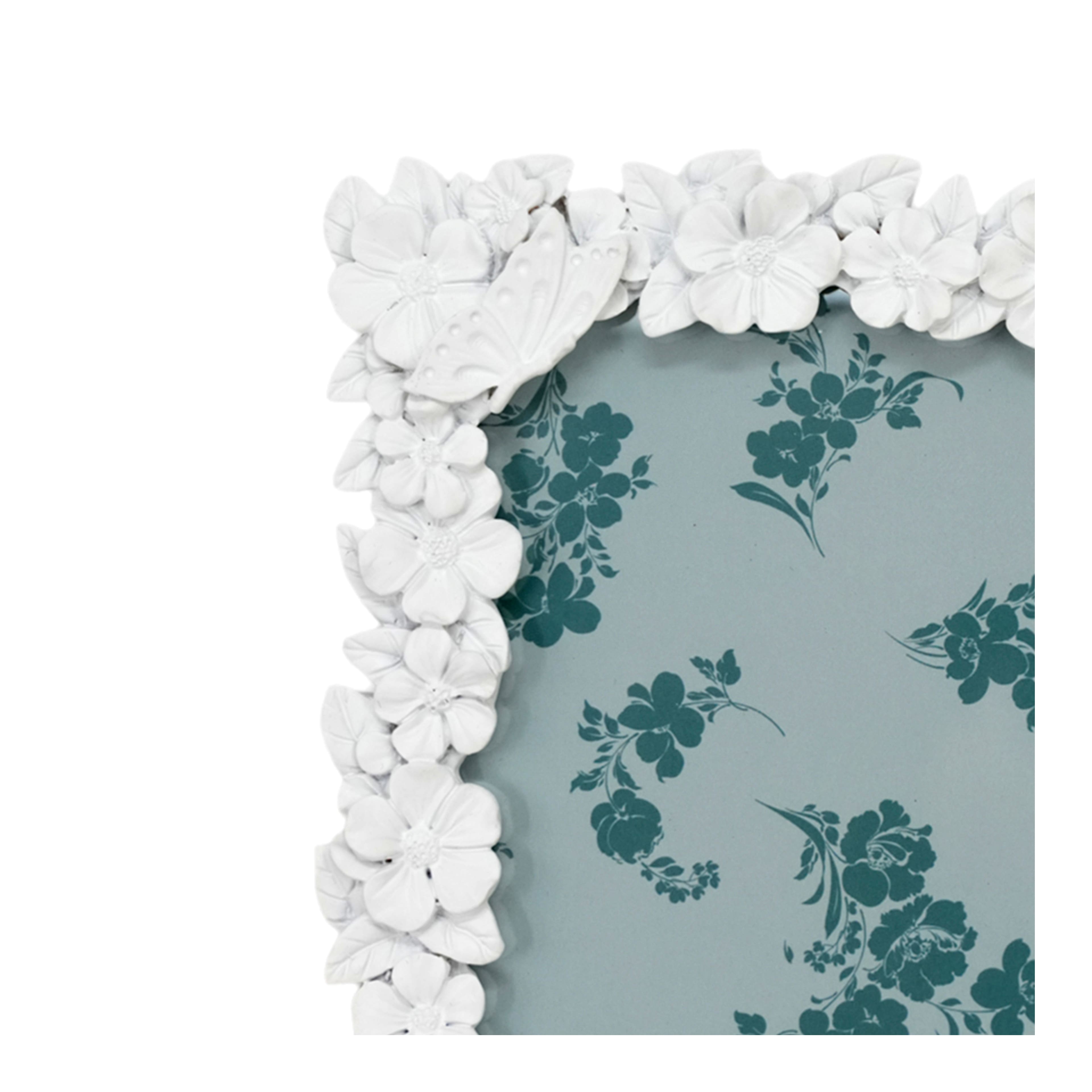 Just Jane 5&#x22; x 7&#x22; White Butterfly Frame by Studio D&#xE9;cor&#xAE;