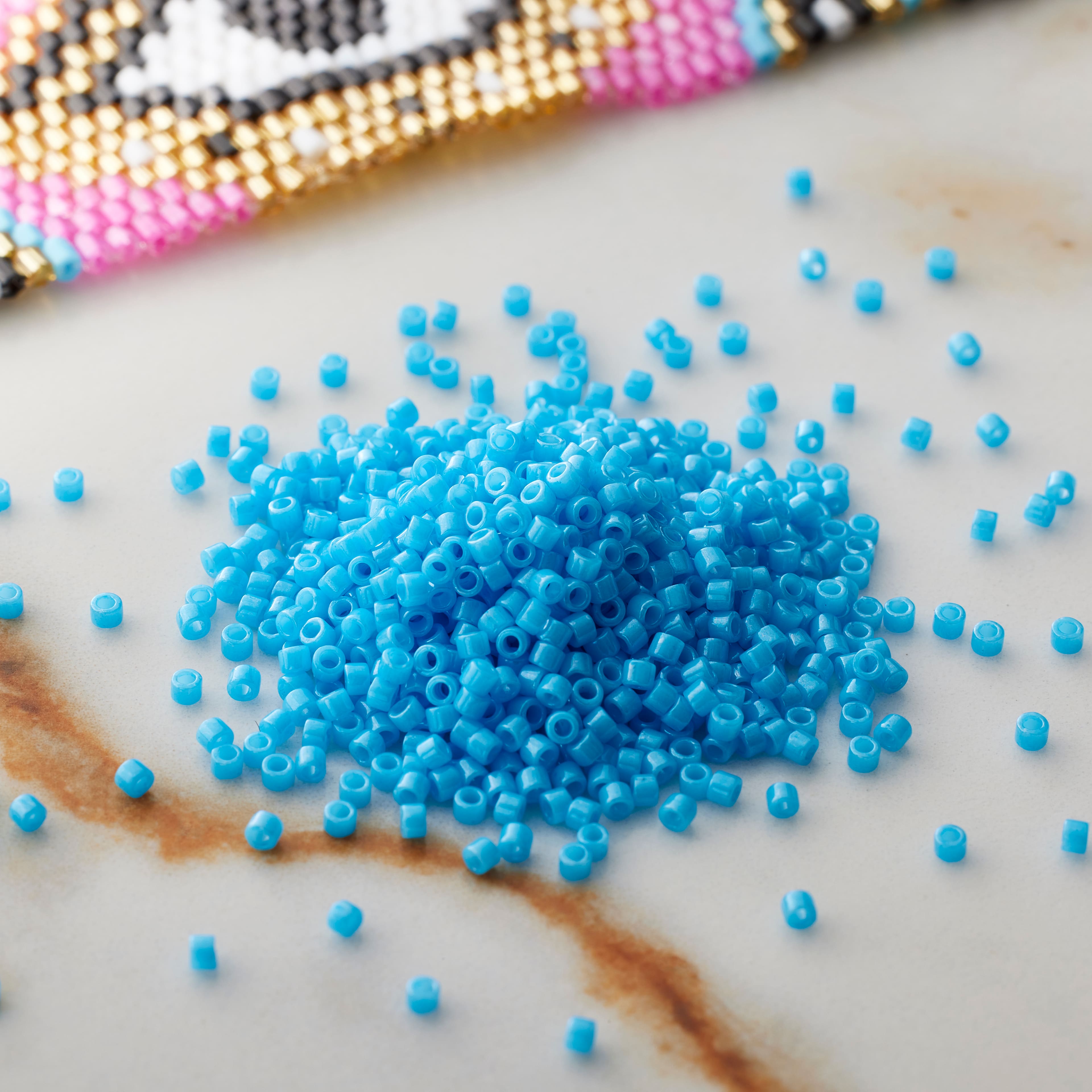 Perles de rocaille rondes en verre Delica de Miyuki, 11/0