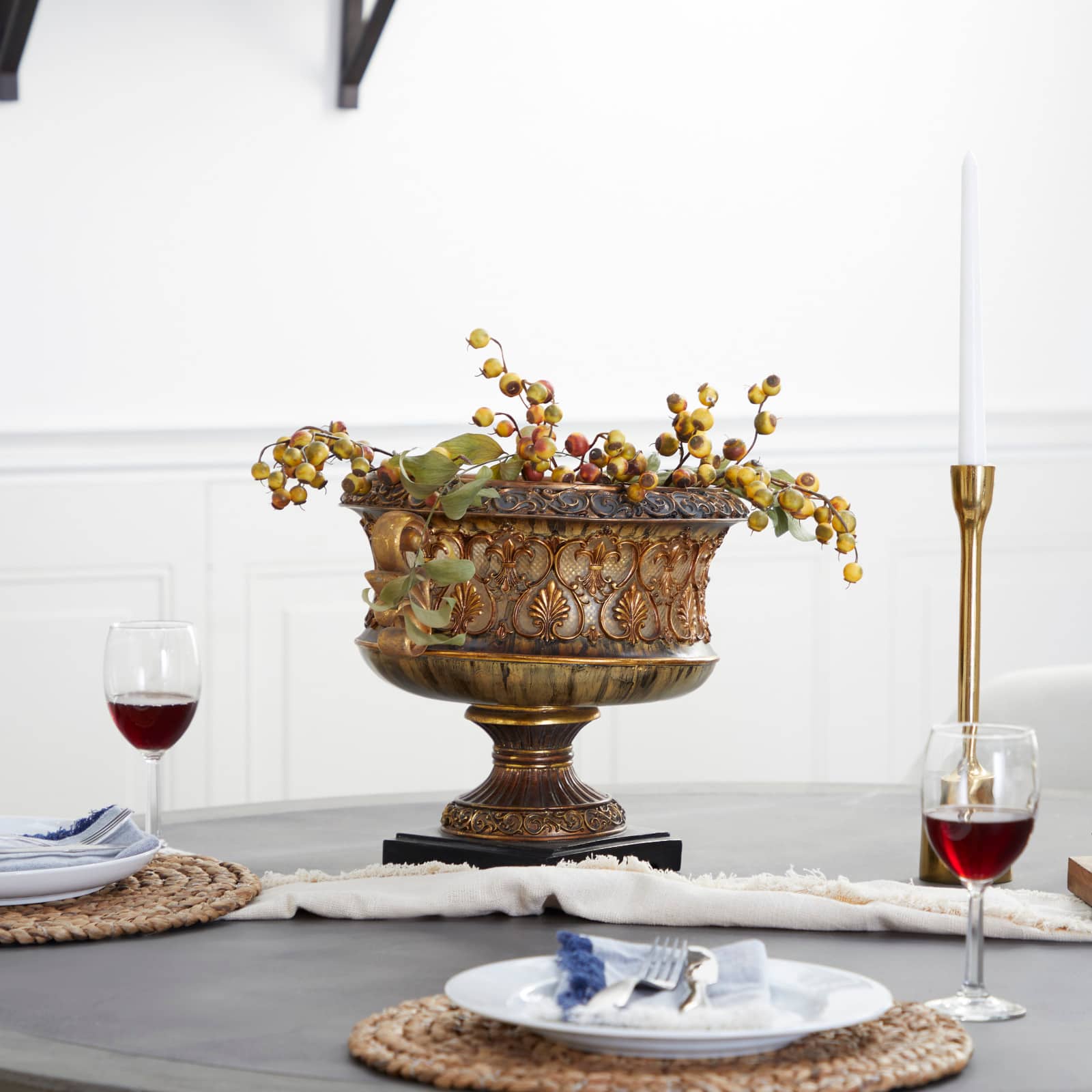 15&#x22; Gold Traditional Decorative Bowl