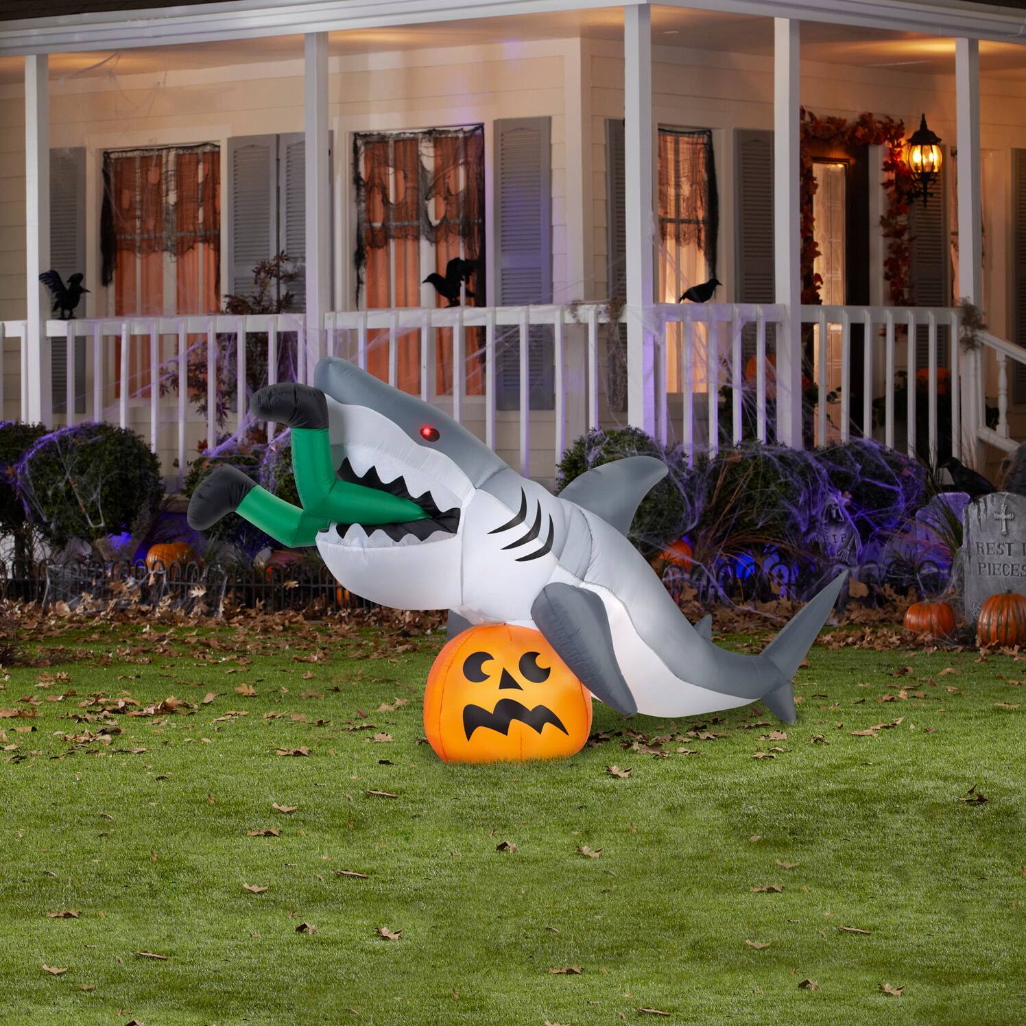 RARE outlets Airblown Inflatable SHARK SNACK 9ft Lighted Articulate Halloween Yard Decor