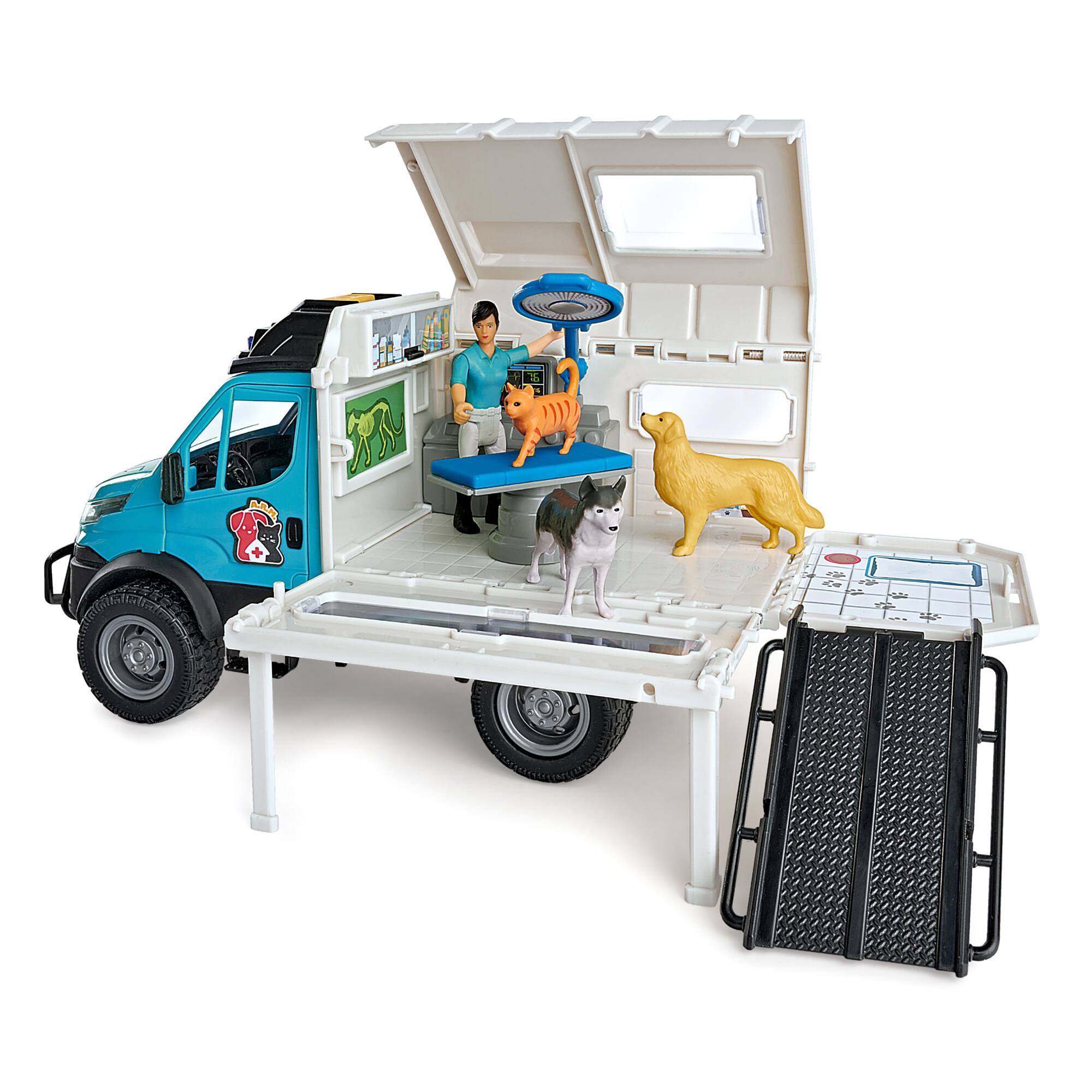Dickie Toys Light &#x26; Sound Iveco Animal Rescue Playset