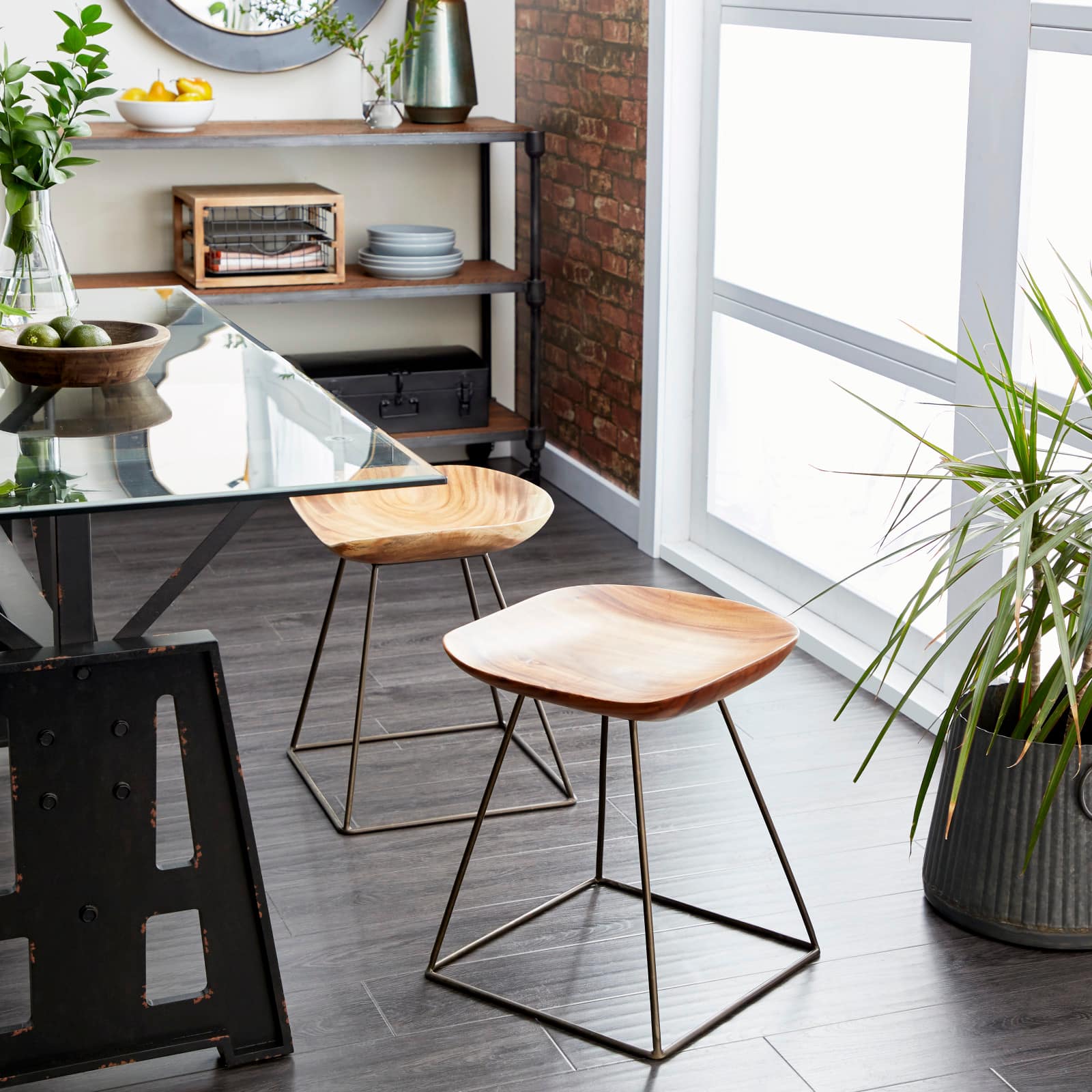 20&#x22; Brown Iron Rustic Stool
