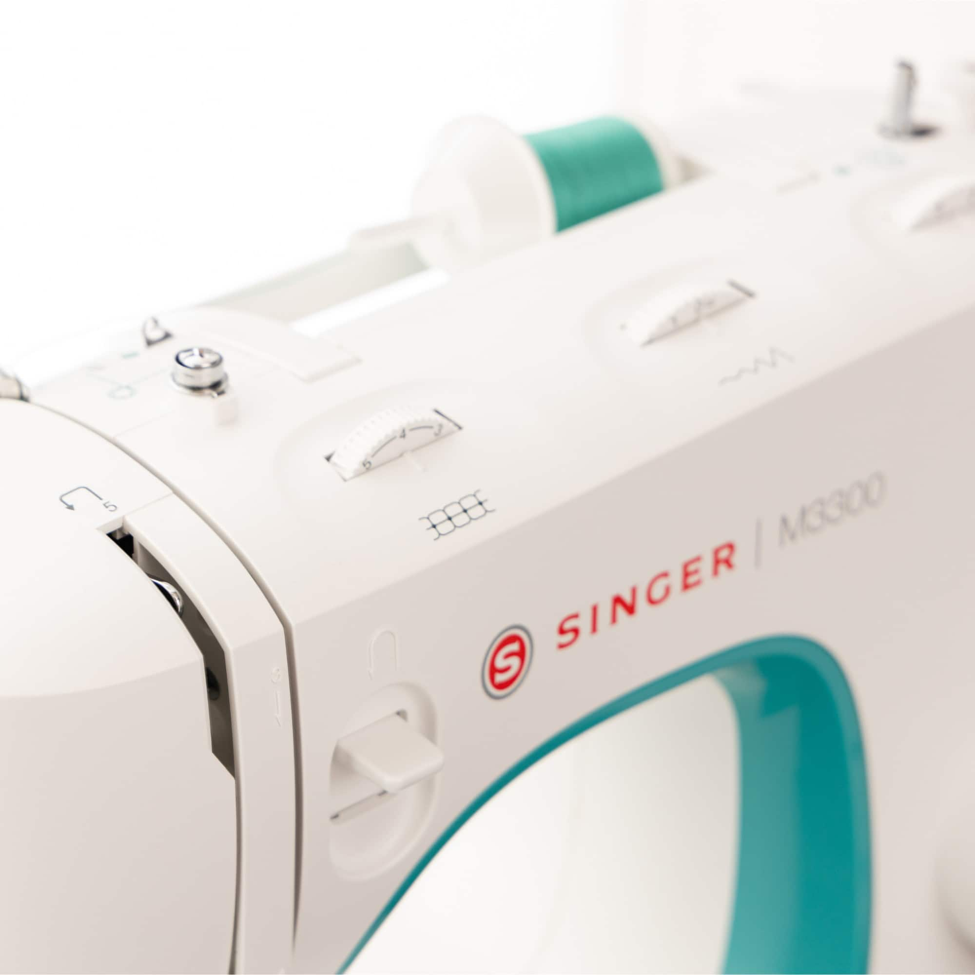 SINGER&#xAE; M3300 Mechanical Sewing Machine