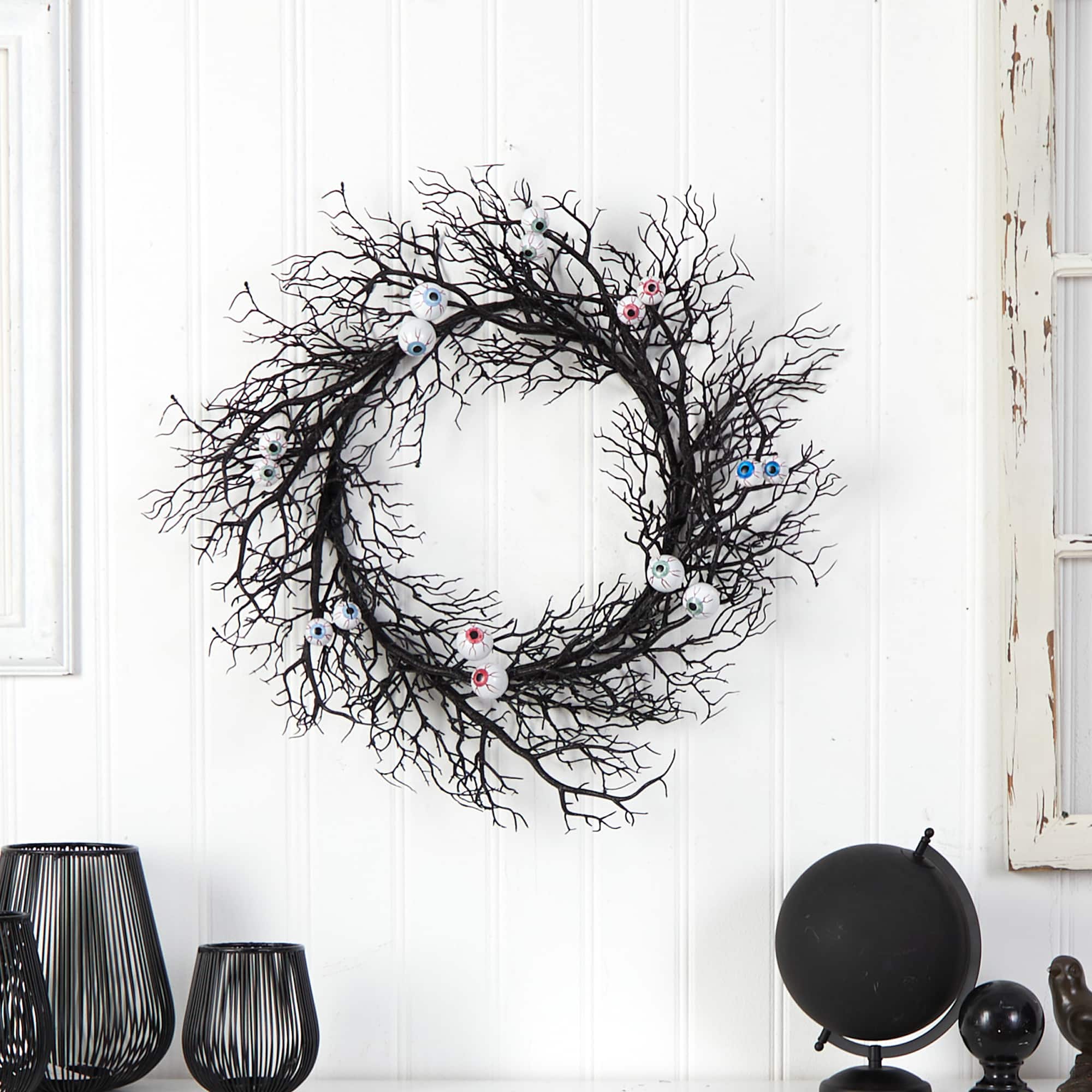 30&#x22; Halloween Gazing Eyeballs Twig Wreath