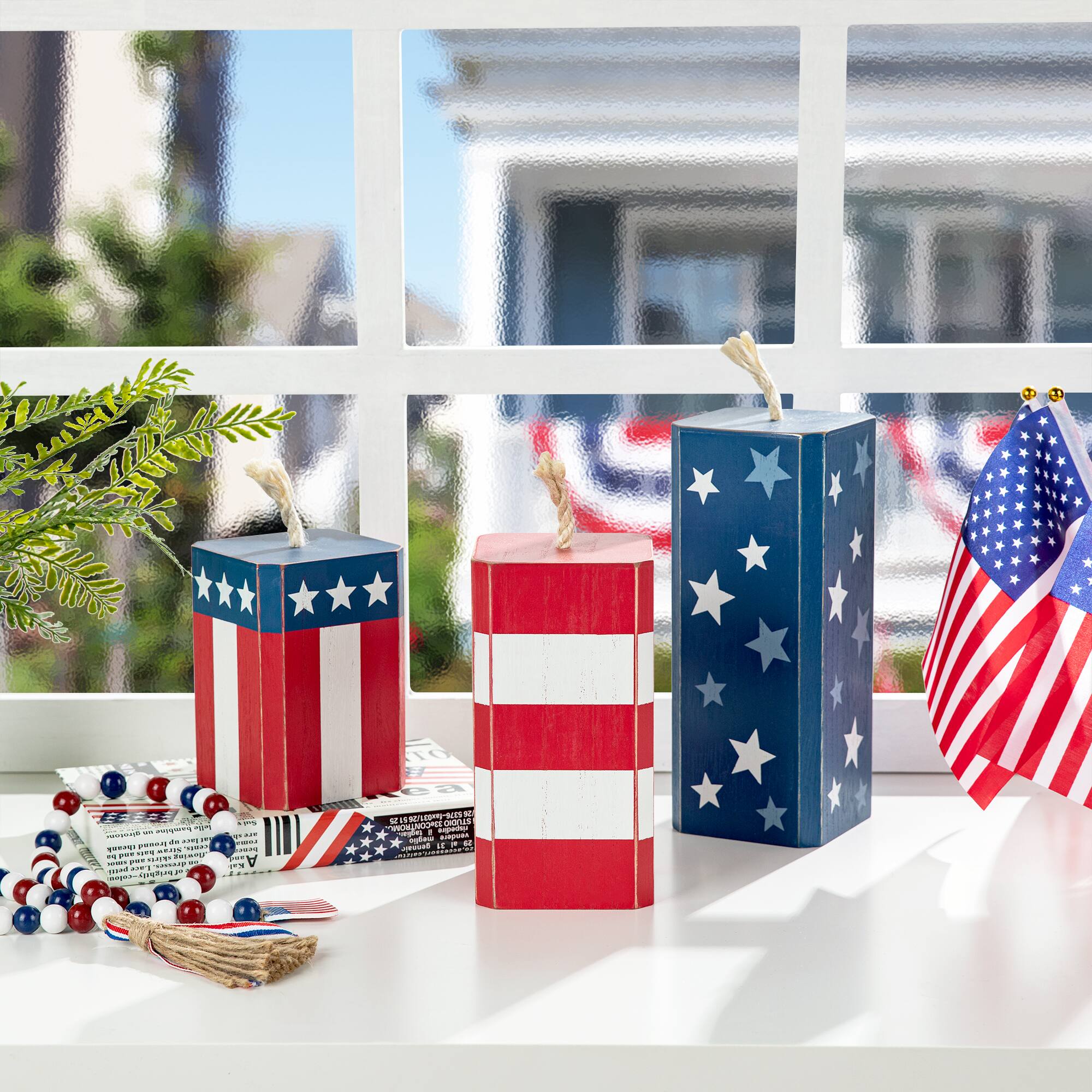 Glitzhome® Wooden Patriotic America Firecracker Table Décor Set